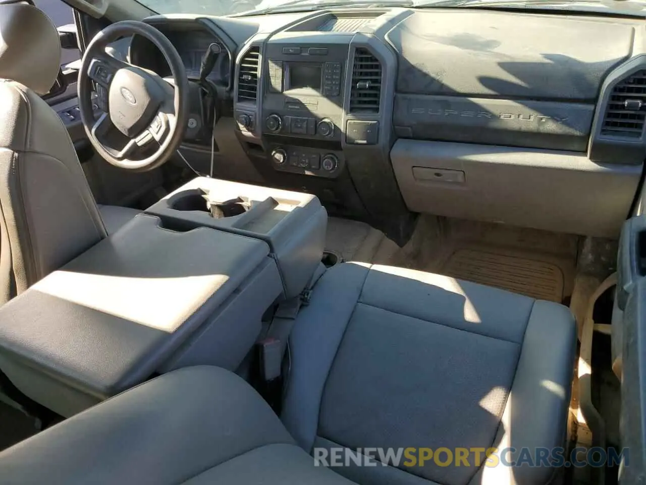 8 Photograph of a damaged car 1FT7X2A68KEG66277 FORD F250 2019