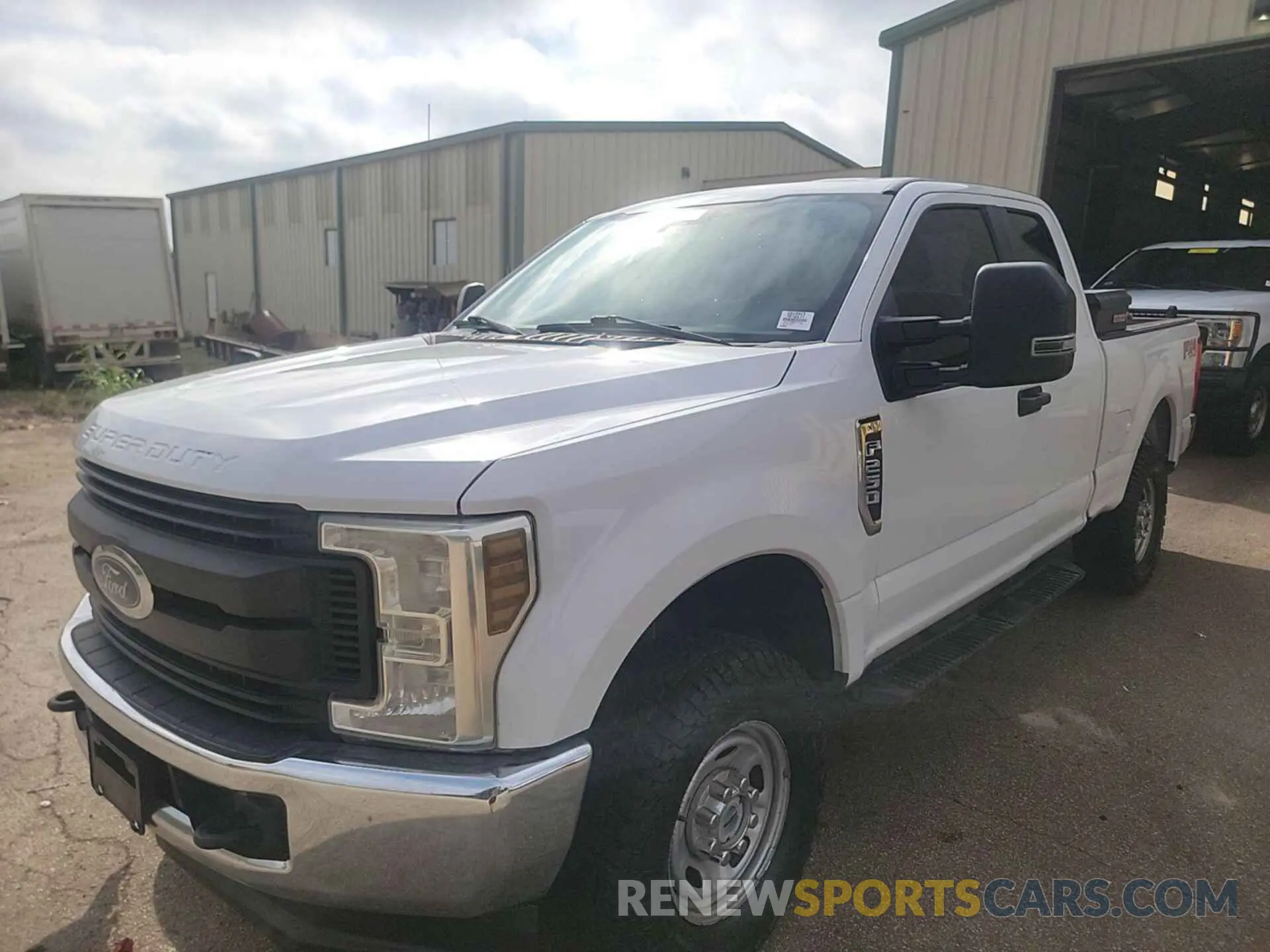 19 Photograph of a damaged car 1FT7X2B60KEC45118 FORD F250 2019