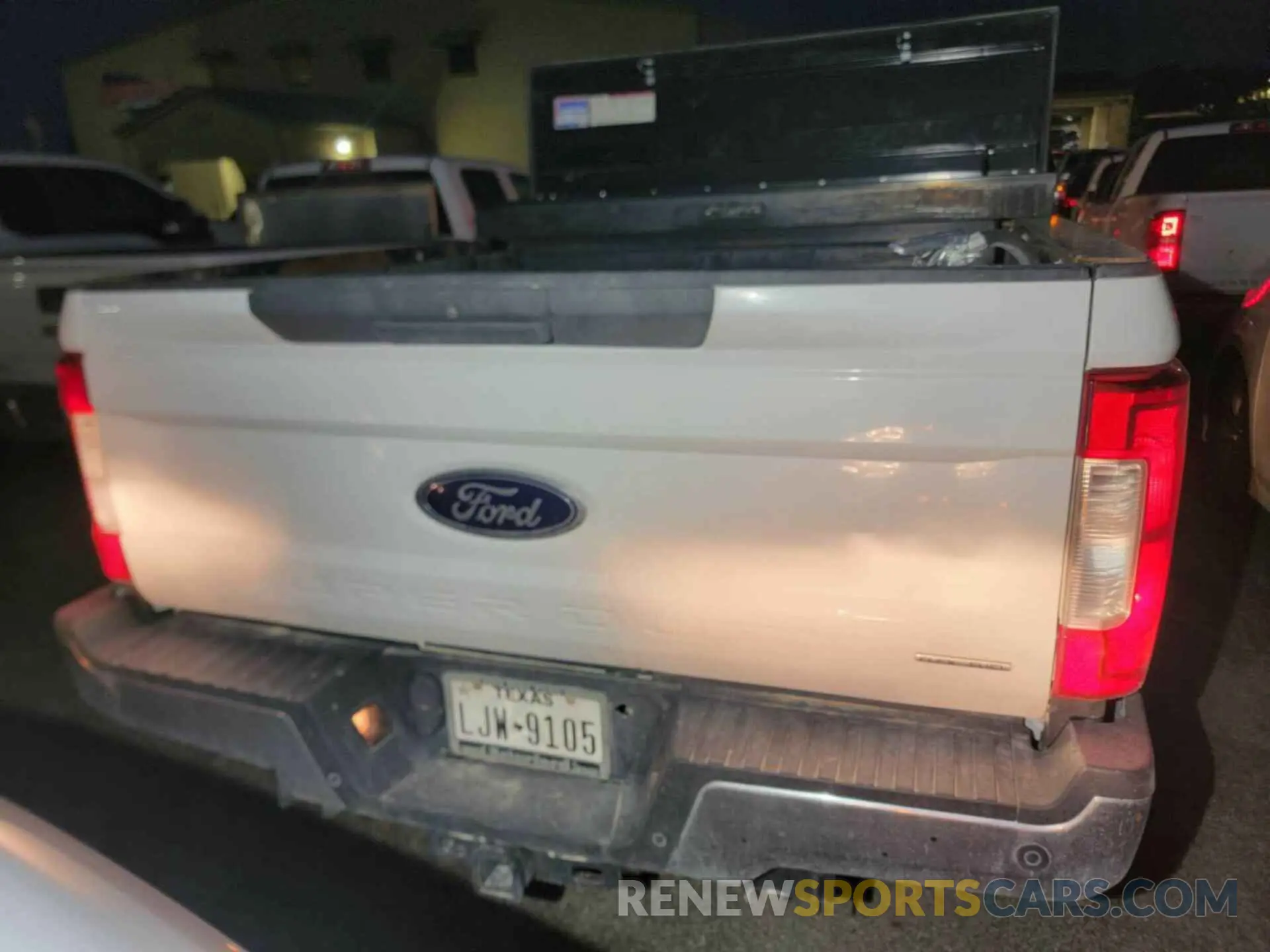 20 Photograph of a damaged car 1FT7X2B60KEC45118 FORD F250 2019