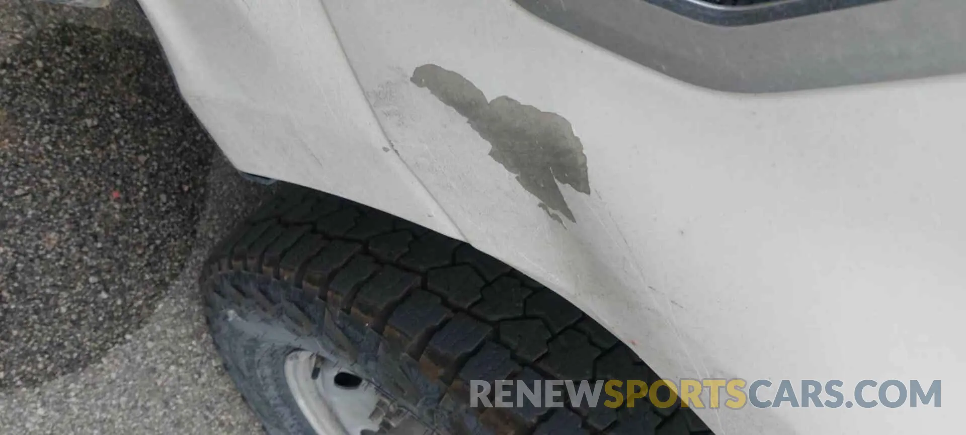 8 Photograph of a damaged car 1FT7X2B60KEC45118 FORD F250 2019