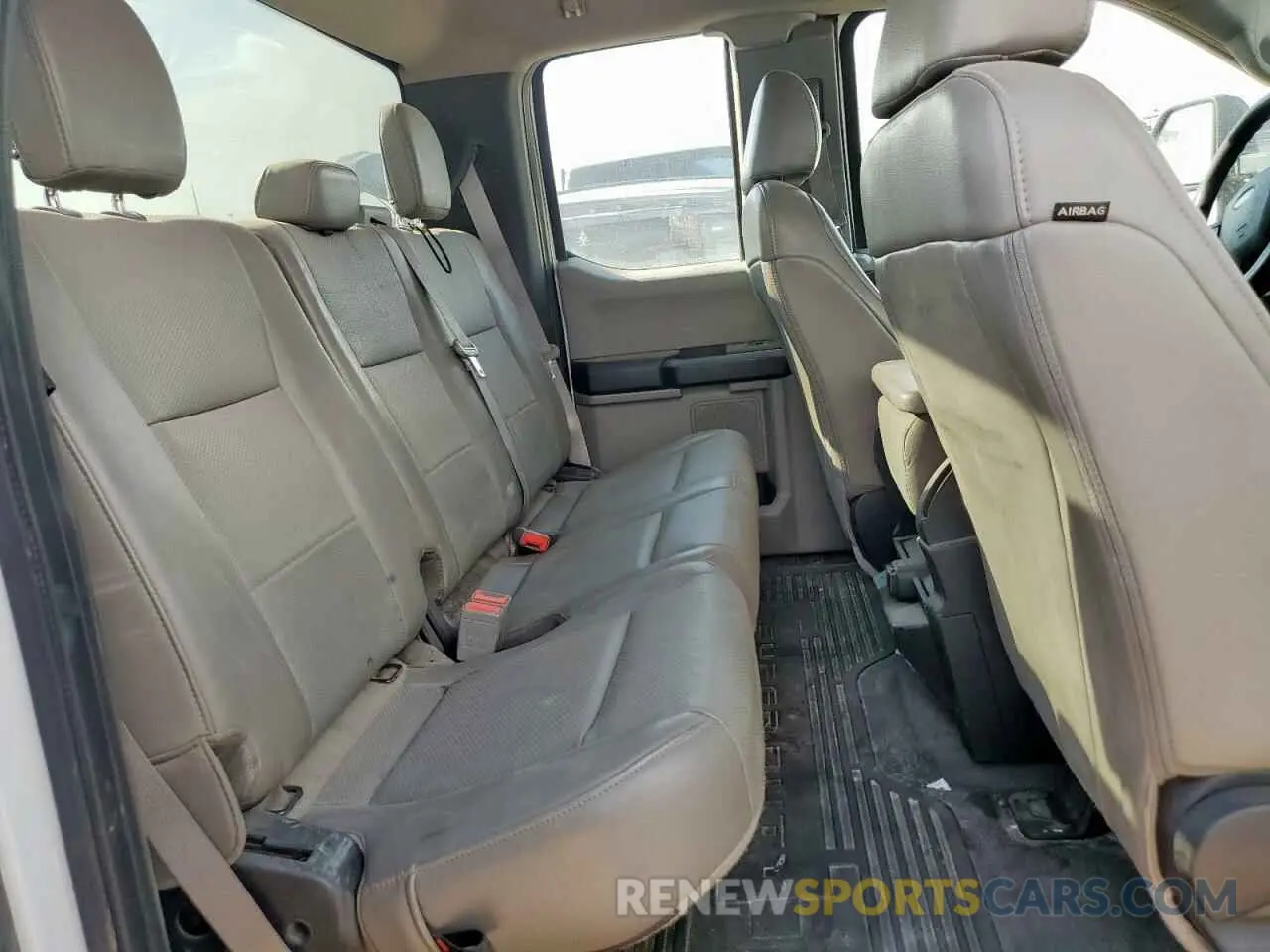 10 Photograph of a damaged car 1FT7X2B60KEG23826 FORD F250 2019