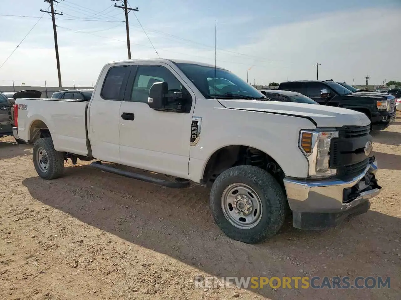 4 Photograph of a damaged car 1FT7X2B60KEG23826 FORD F250 2019