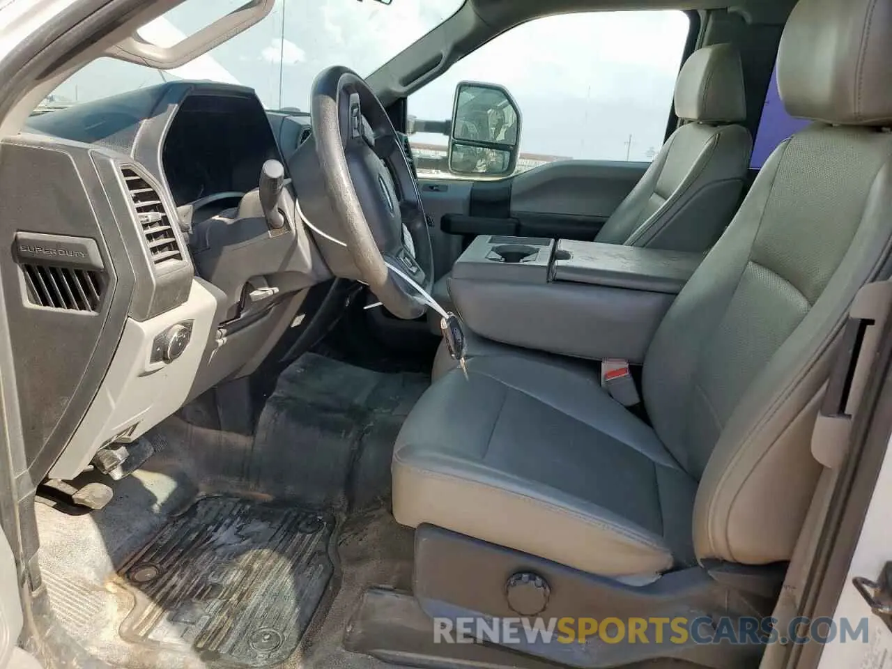 7 Photograph of a damaged car 1FT7X2B60KEG23826 FORD F250 2019
