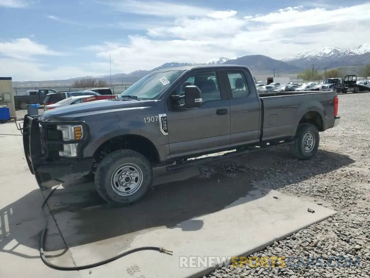 1 Photograph of a damaged car 1FT7X2B61KEC11379 FORD F250 2019