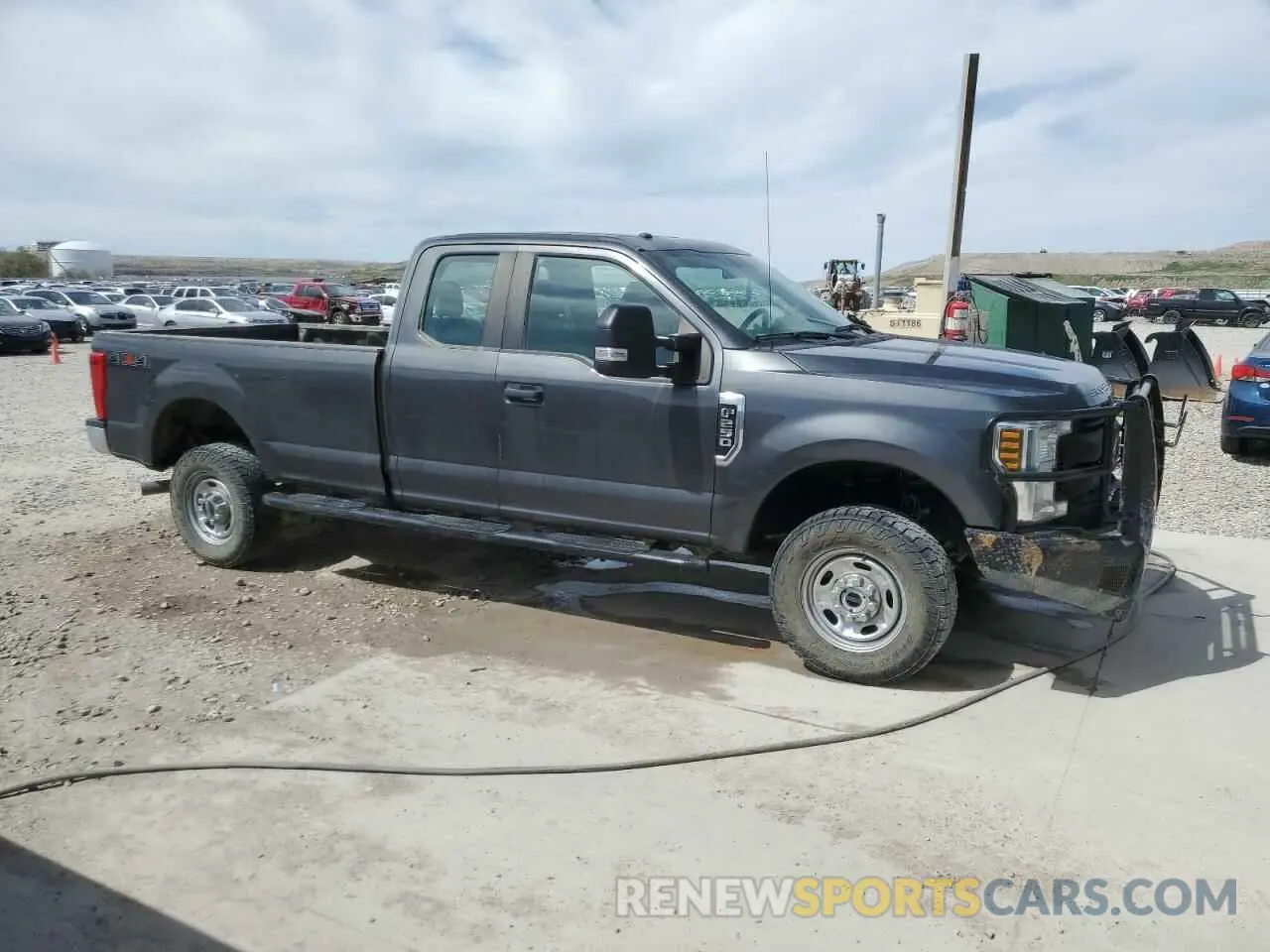4 Photograph of a damaged car 1FT7X2B61KEC11379 FORD F250 2019