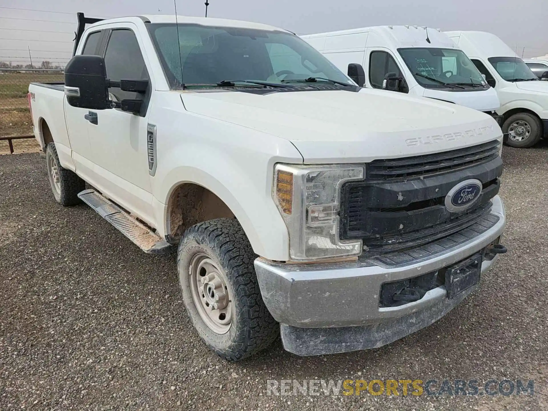 11 Photograph of a damaged car 1FT7X2B61KEC61909 FORD F250 2019