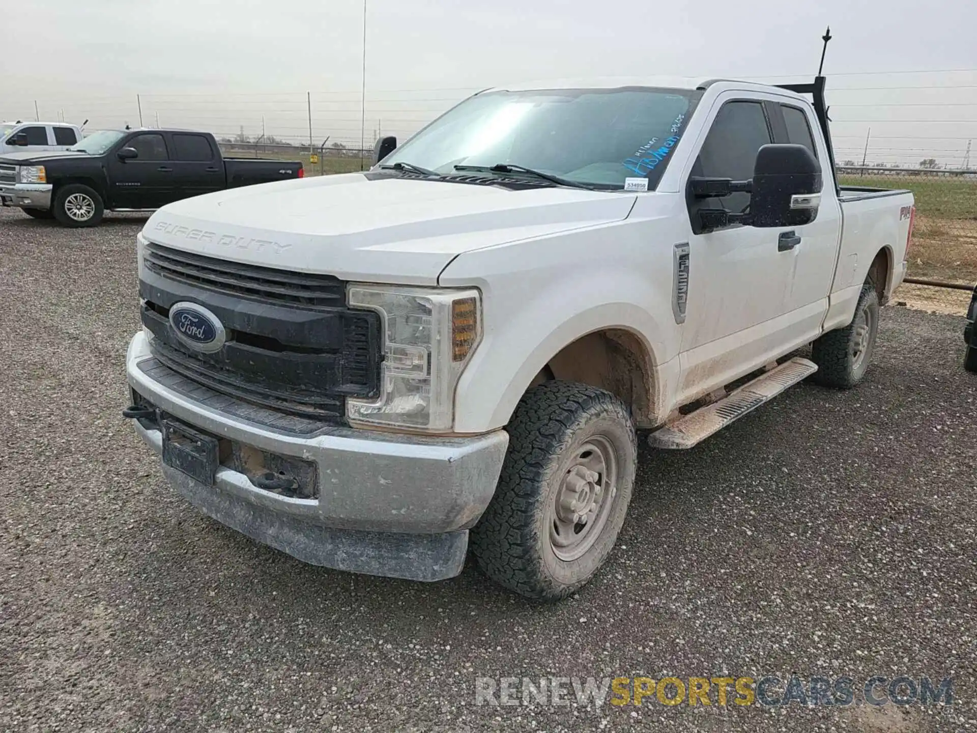 8 Photograph of a damaged car 1FT7X2B61KEC61909 FORD F250 2019