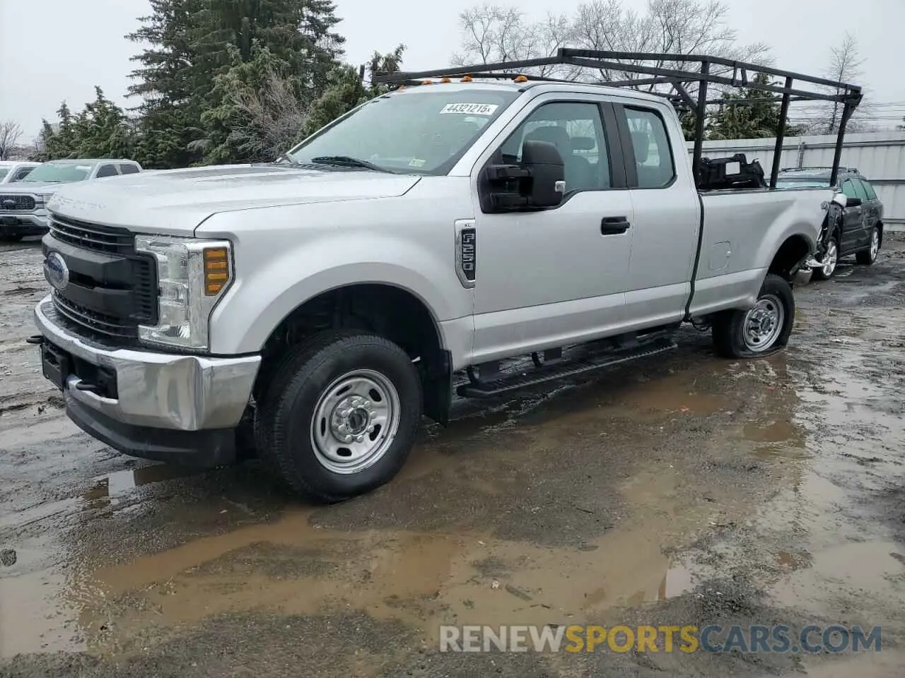 1 Photograph of a damaged car 1FT7X2B61KEF55620 FORD F250 2019