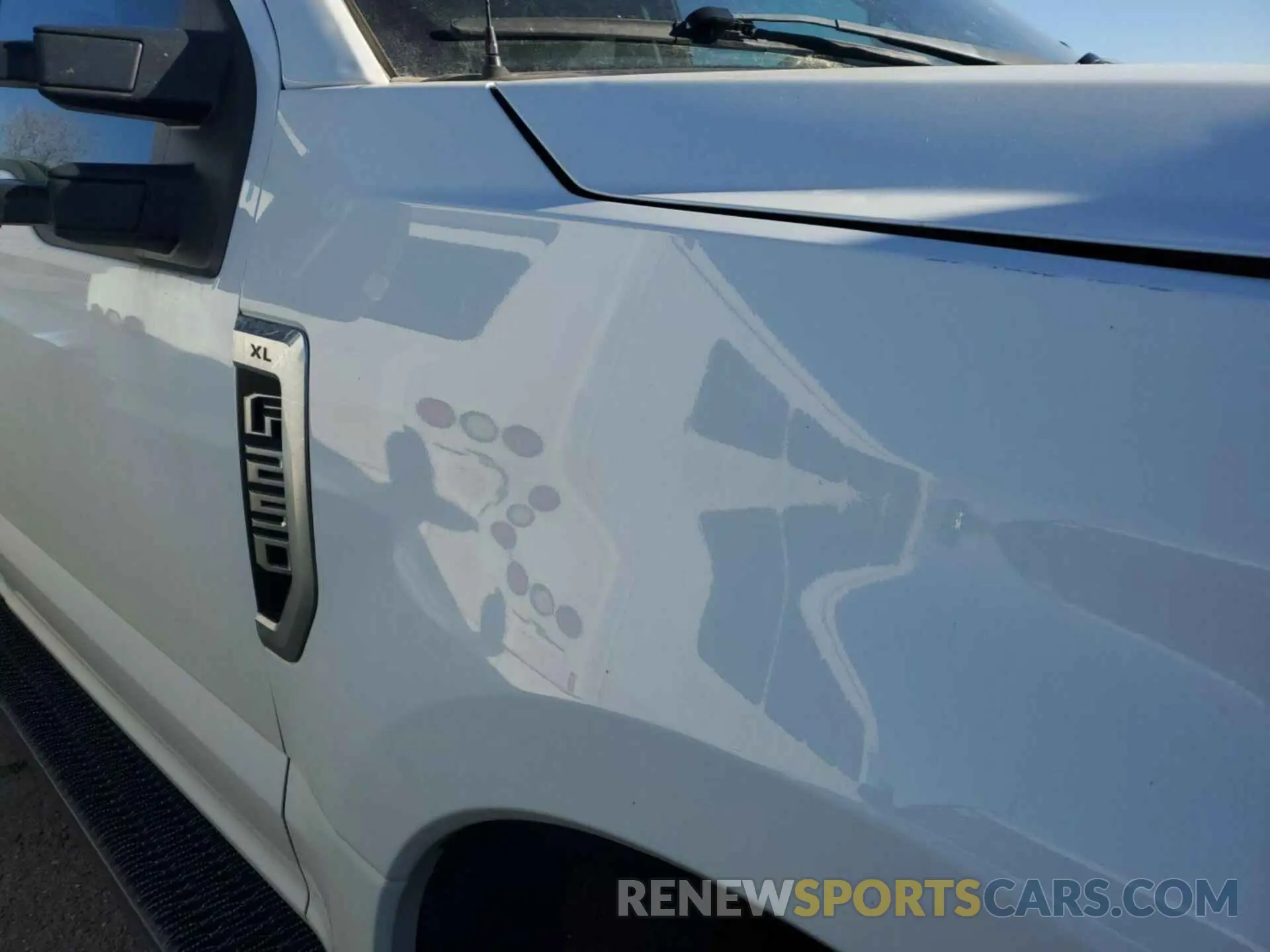 1 Photograph of a damaged car 1FT7X2B62KED19929 FORD F250 2019