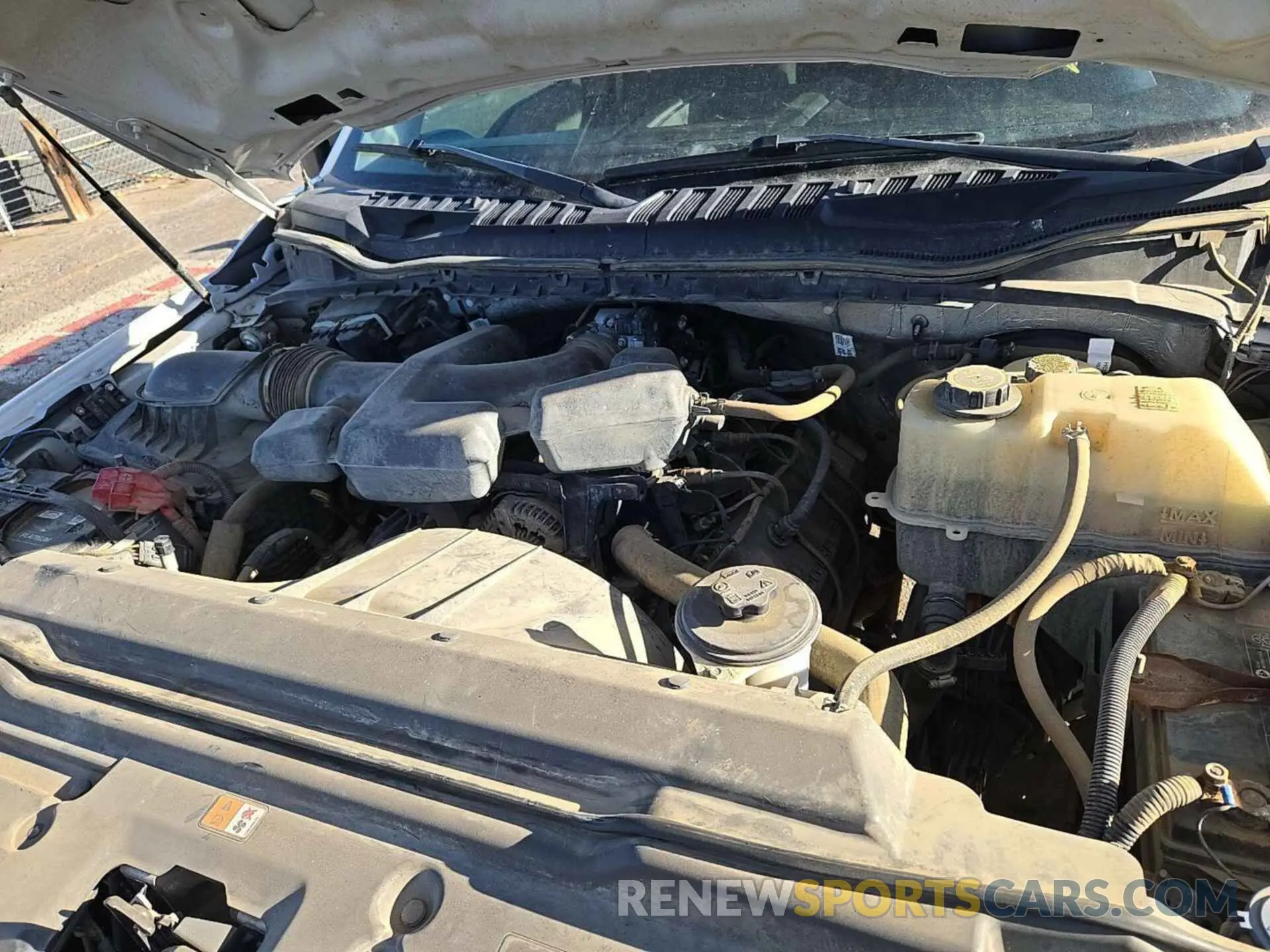 19 Photograph of a damaged car 1FT7X2B62KED19929 FORD F250 2019