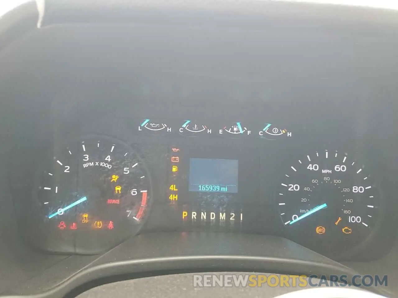 9 Photograph of a damaged car 1FT7X2B62KEF23095 FORD F250 2019