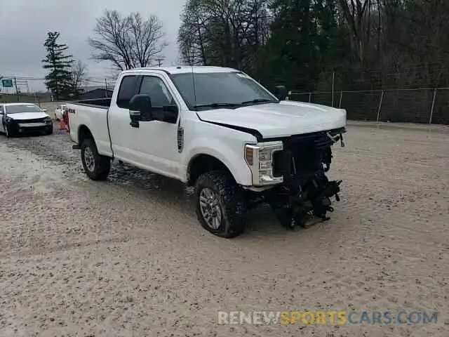 11 Photograph of a damaged car 1FT7X2B63KEF59135 FORD F250 2019
