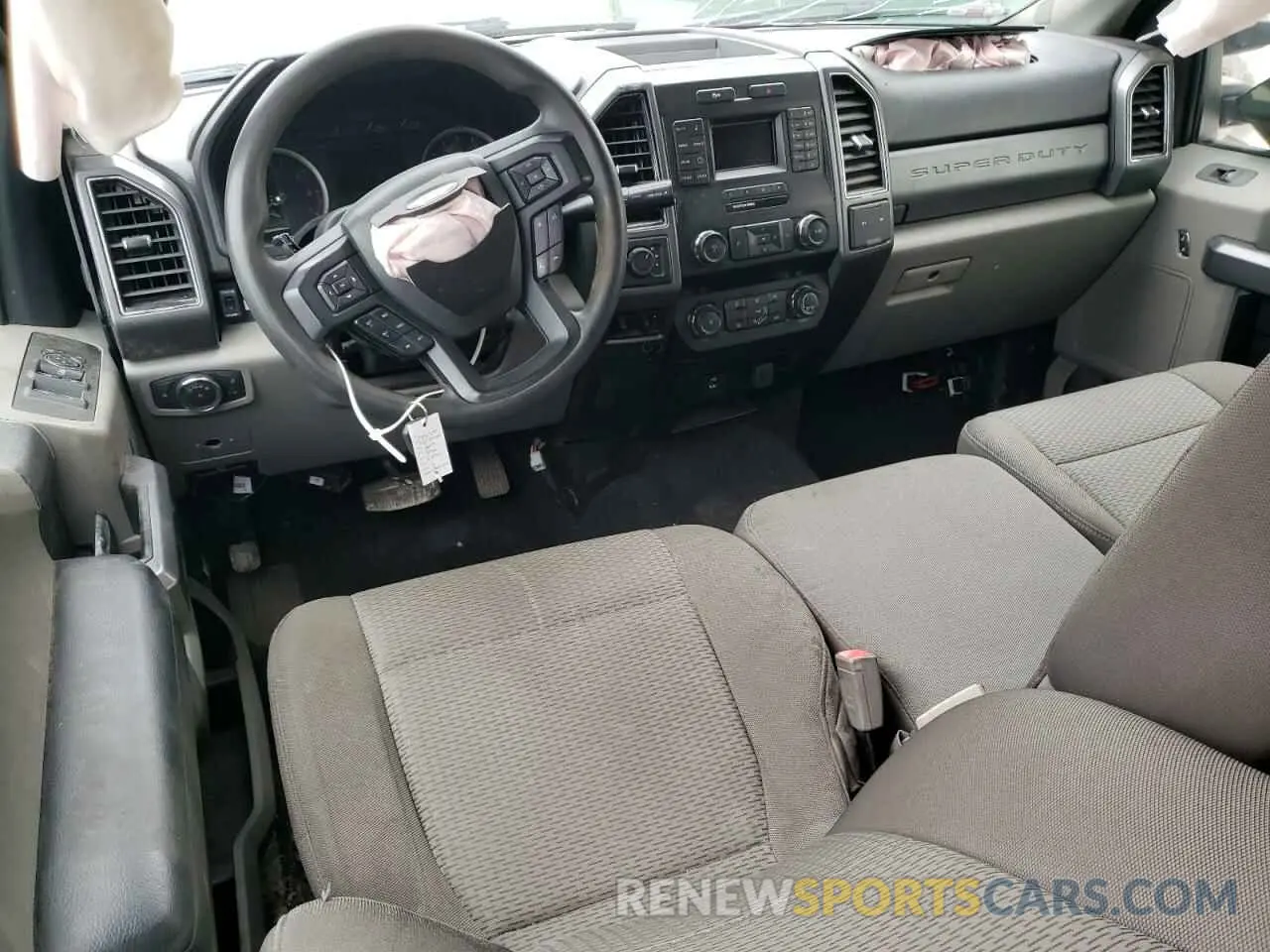 8 Photograph of a damaged car 1FT7X2B63KEF59135 FORD F250 2019