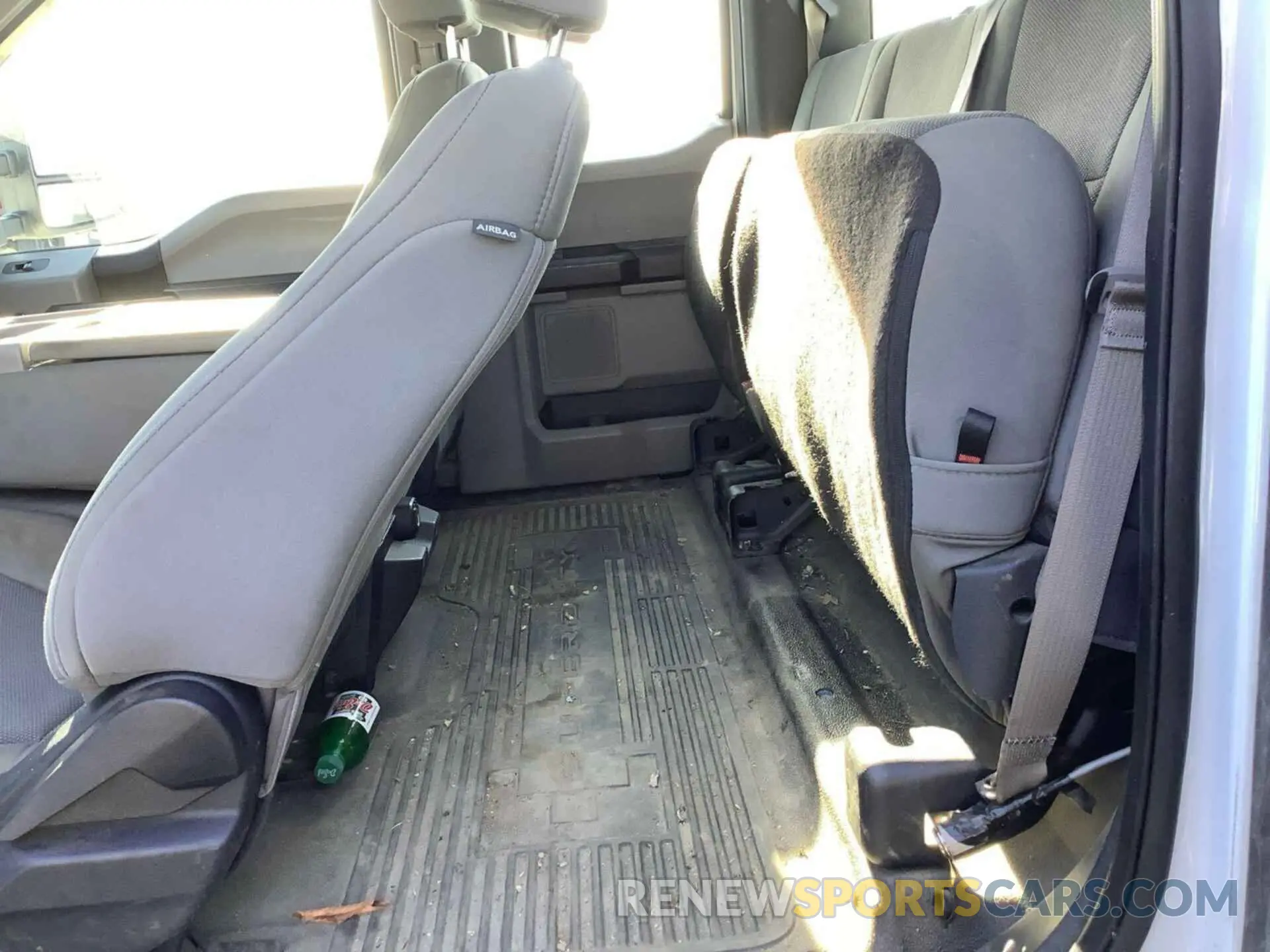 22 Photograph of a damaged car 1FT7X2B66KEC60951 FORD F250 2019