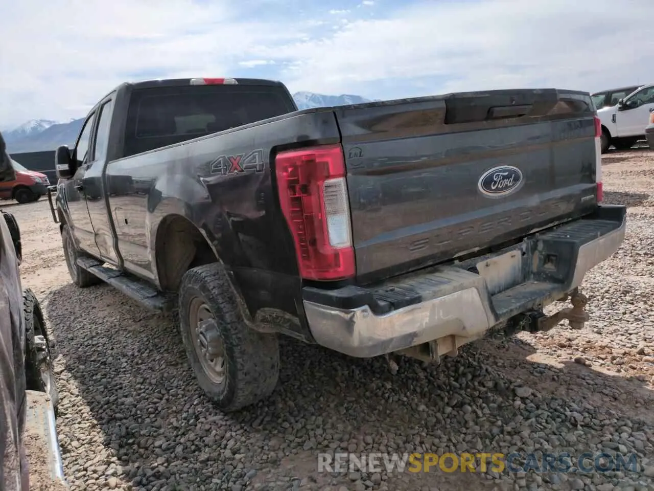 2 Photograph of a damaged car 1FT7X2B67KEC11385 FORD F250 2019
