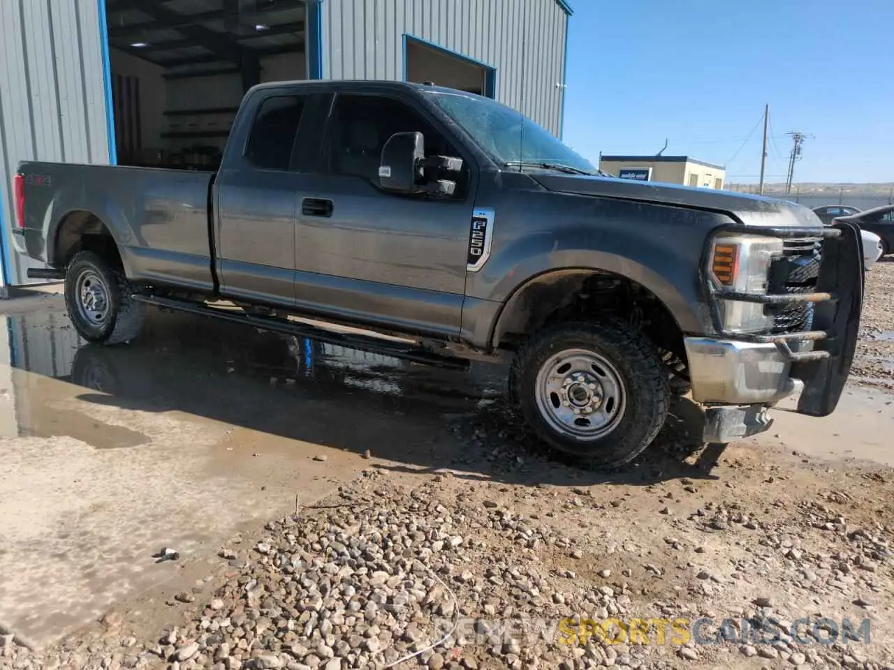 4 Photograph of a damaged car 1FT7X2B67KEC11385 FORD F250 2019