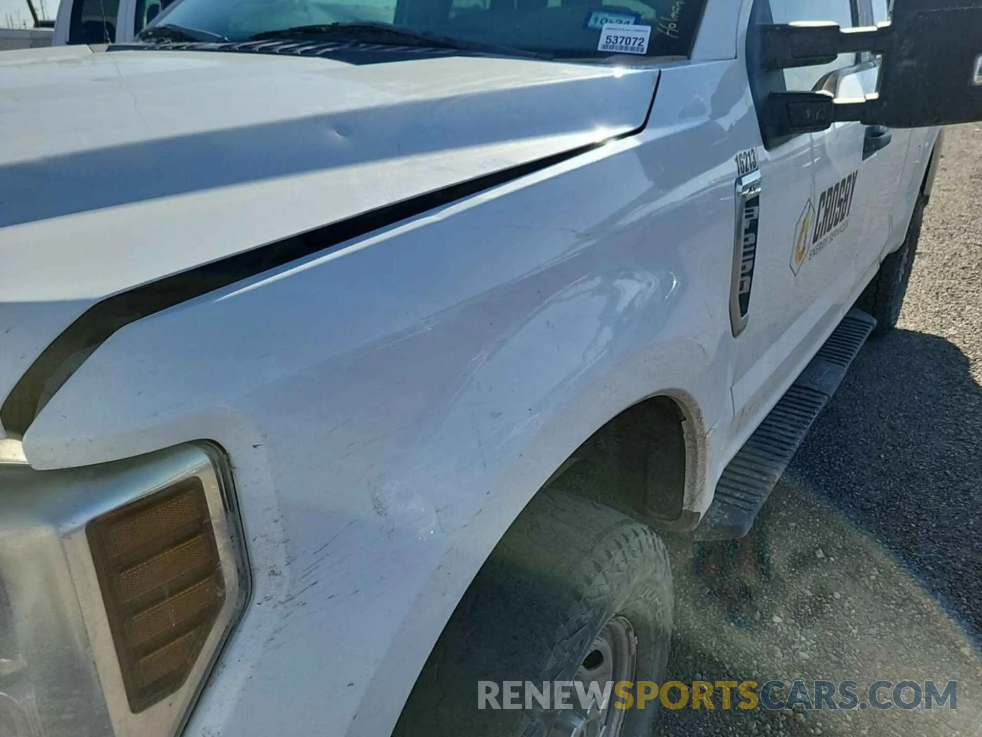 16 Photograph of a damaged car 1FT7X2B67KED41490 FORD F250 2019