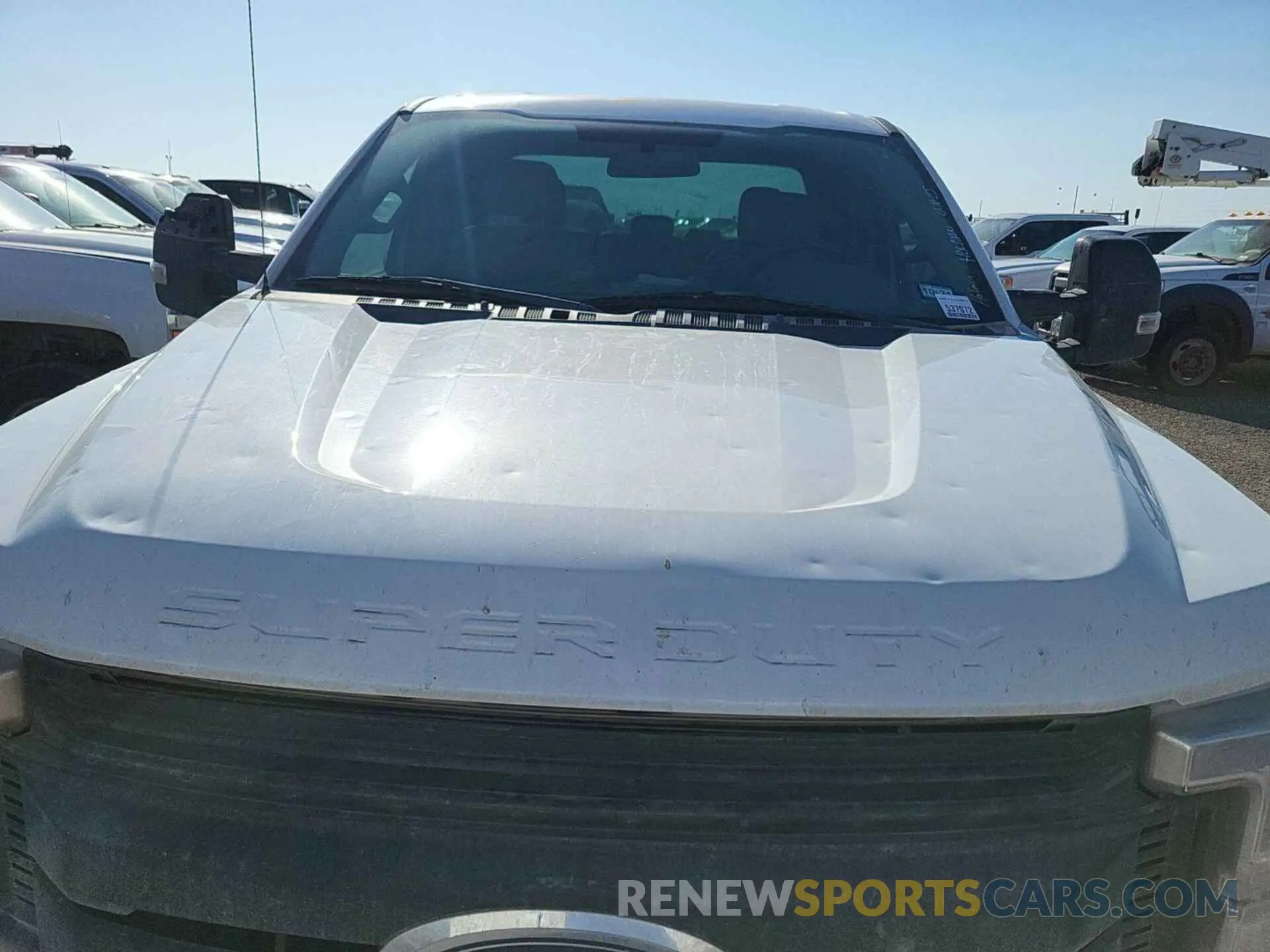 25 Photograph of a damaged car 1FT7X2B67KED41490 FORD F250 2019