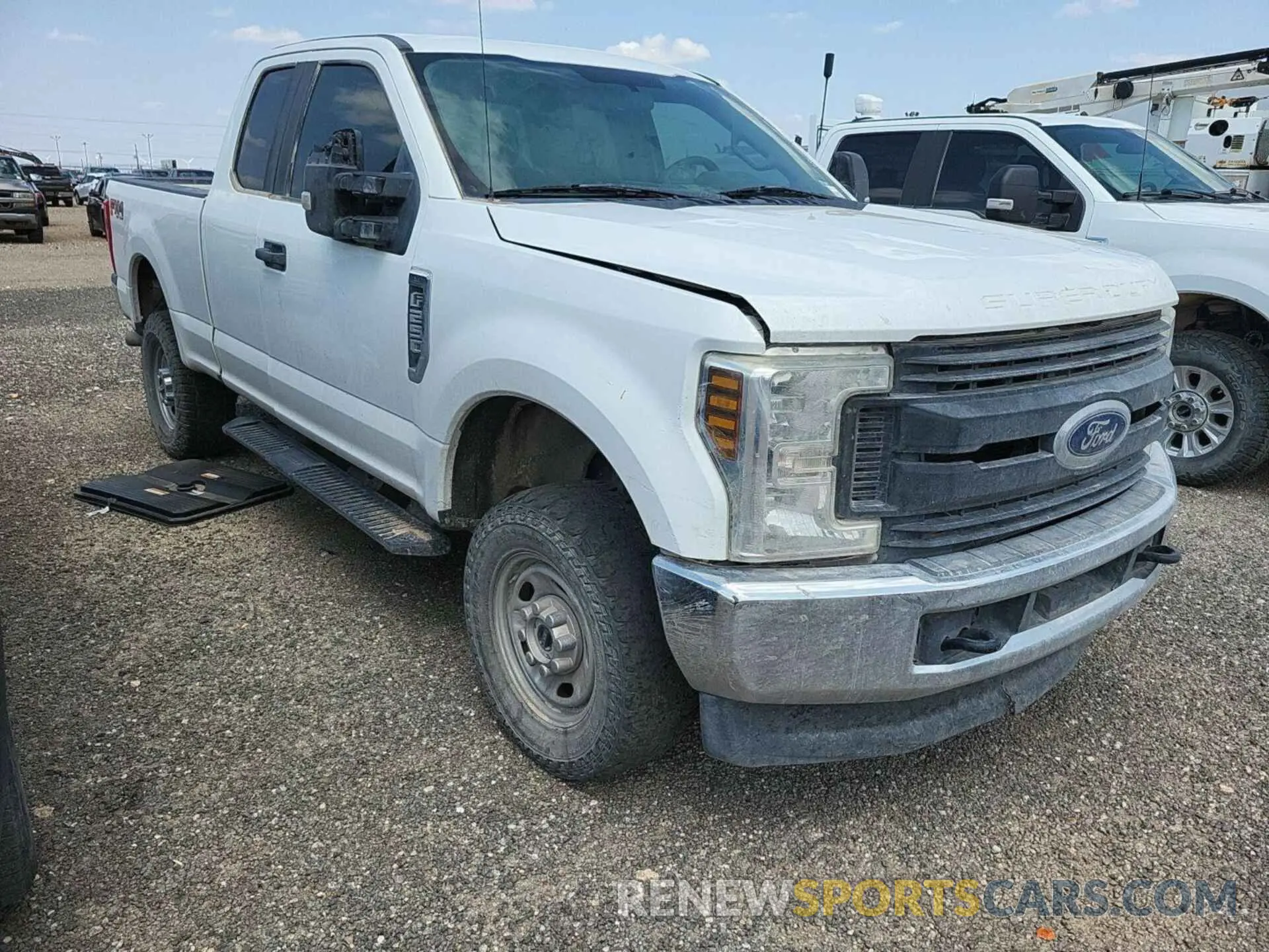 27 Photograph of a damaged car 1FT7X2B67KED41490 FORD F250 2019