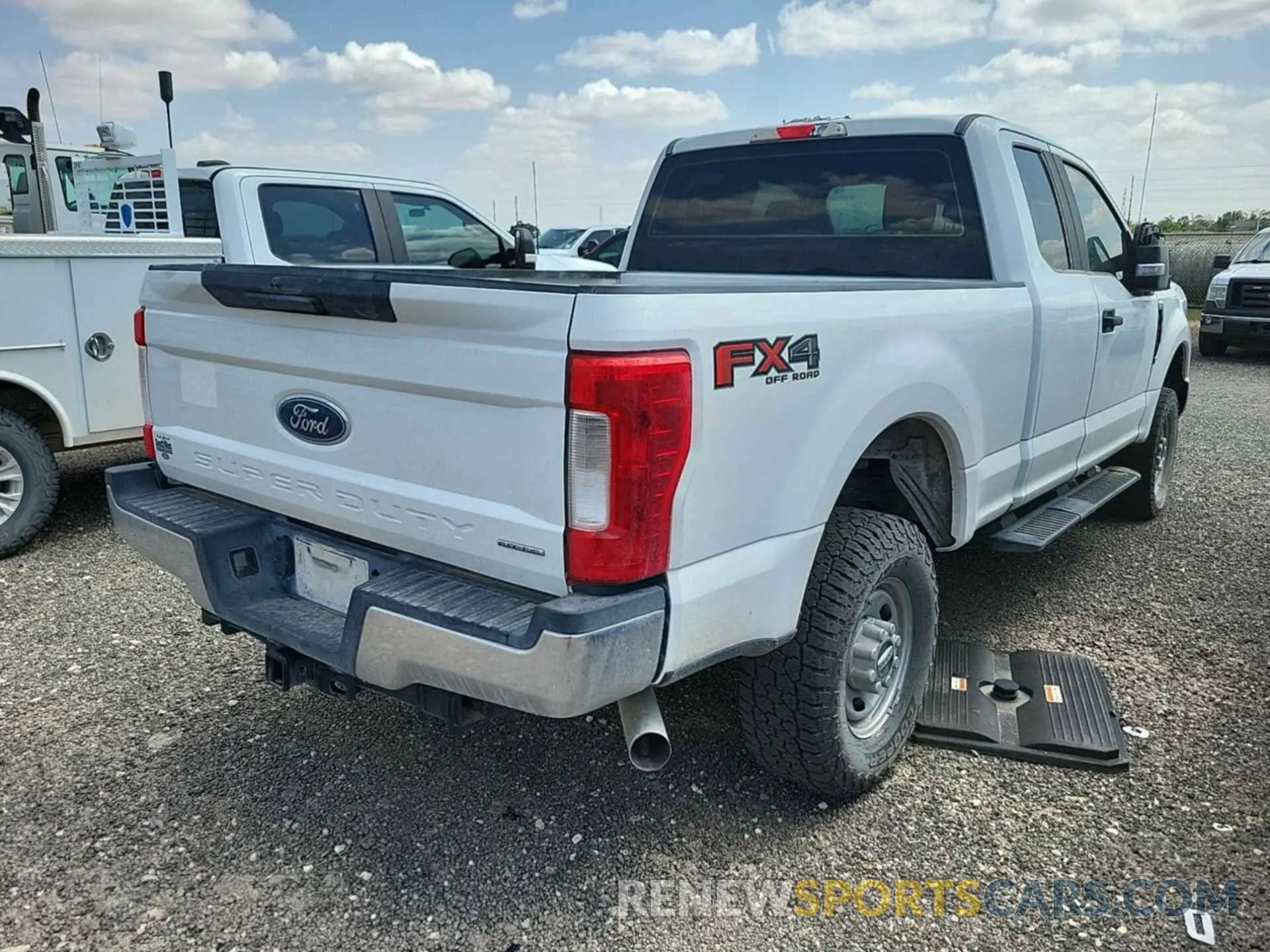 7 Photograph of a damaged car 1FT7X2B67KED41490 FORD F250 2019