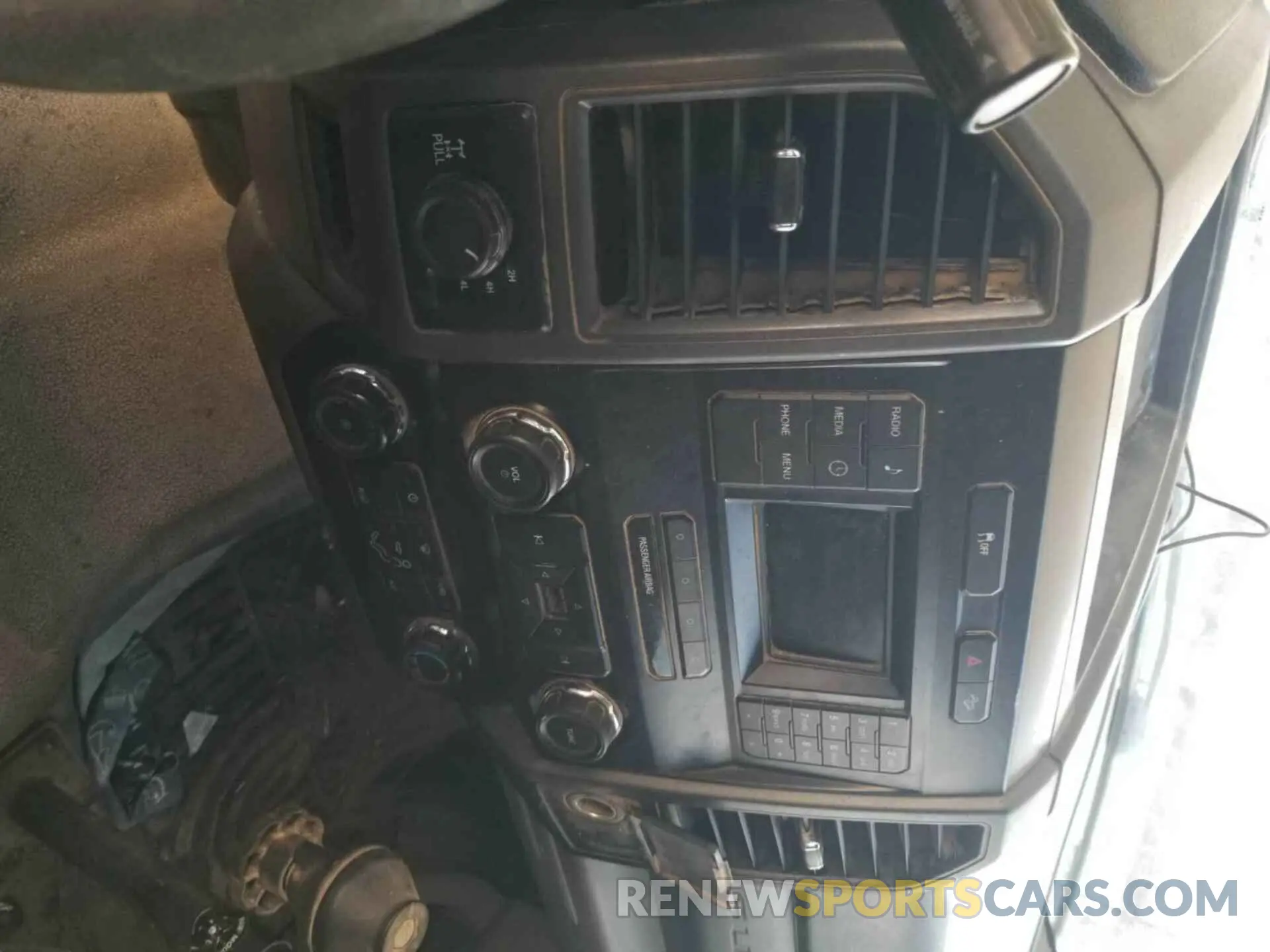 1 Photograph of a damaged car 1FT7X2B68KED71257 FORD F250 2019