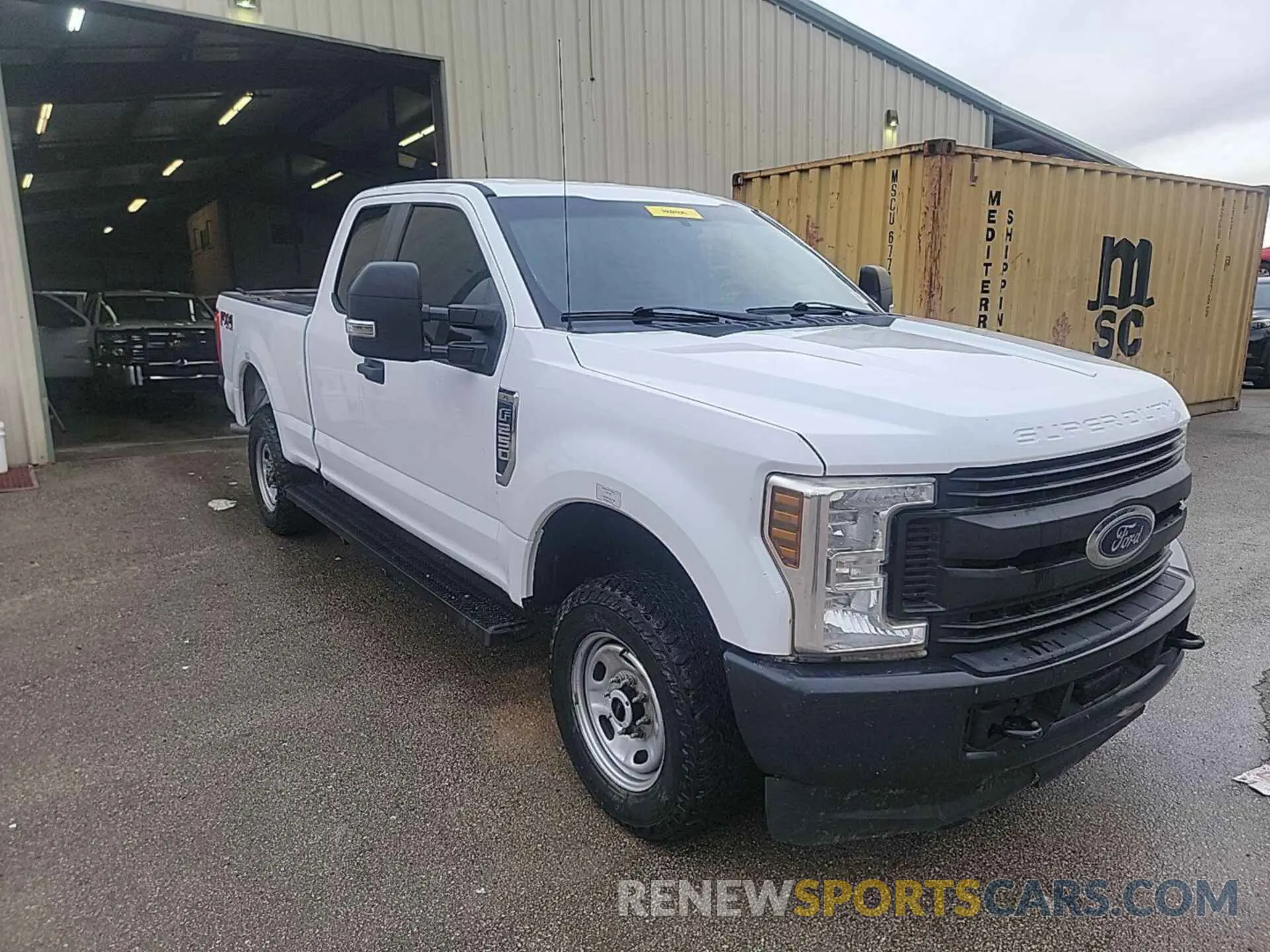 2 Photograph of a damaged car 1FT7X2B68KED71257 FORD F250 2019