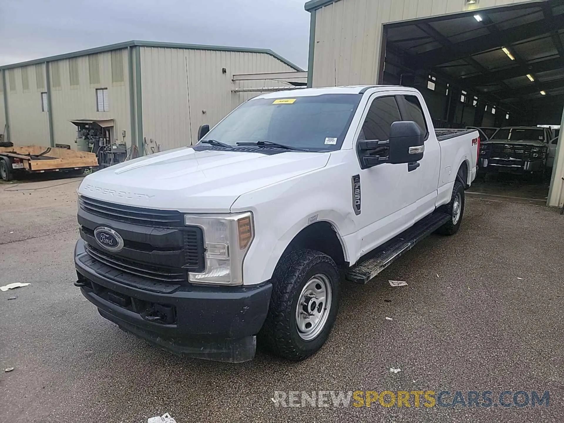 21 Photograph of a damaged car 1FT7X2B68KED71257 FORD F250 2019