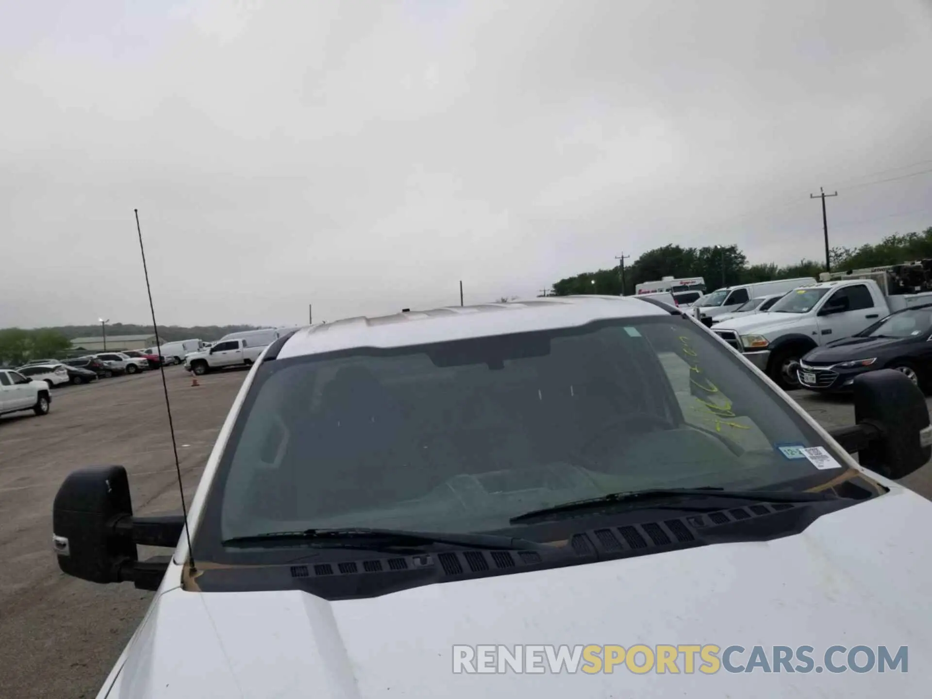 12 Photograph of a damaged car 1FT7X2B68KED72179 FORD F250 2019
