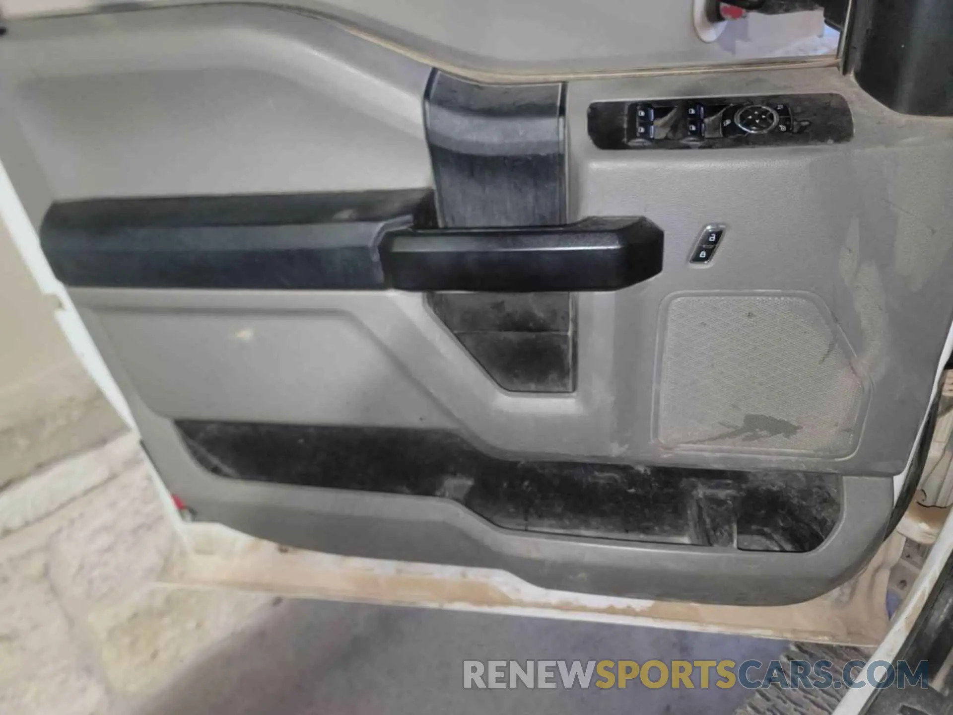22 Photograph of a damaged car 1FT7X2B68KED72179 FORD F250 2019