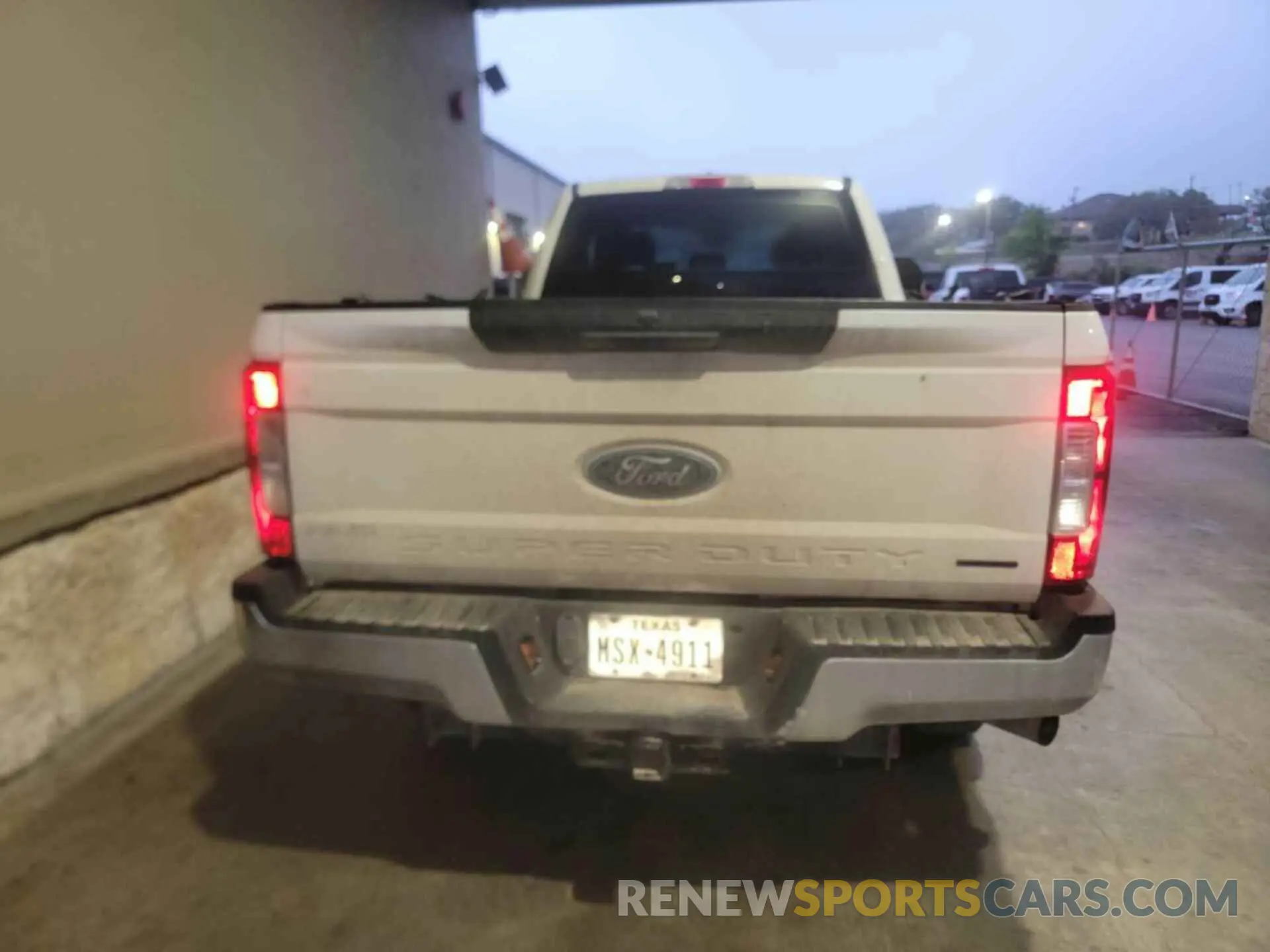 27 Photograph of a damaged car 1FT7X2B68KED72179 FORD F250 2019