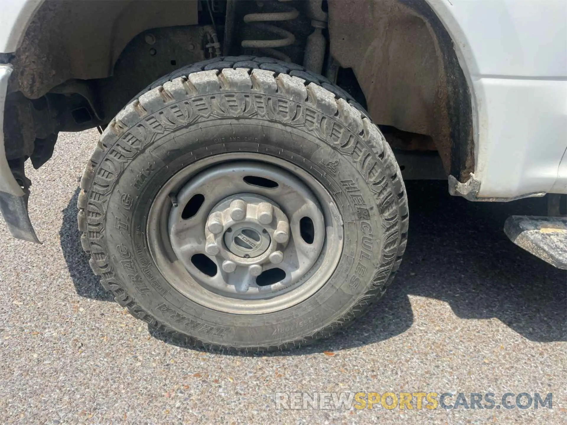 5 Photograph of a damaged car 1FT7X2B68KEF83088 FORD F250 2019