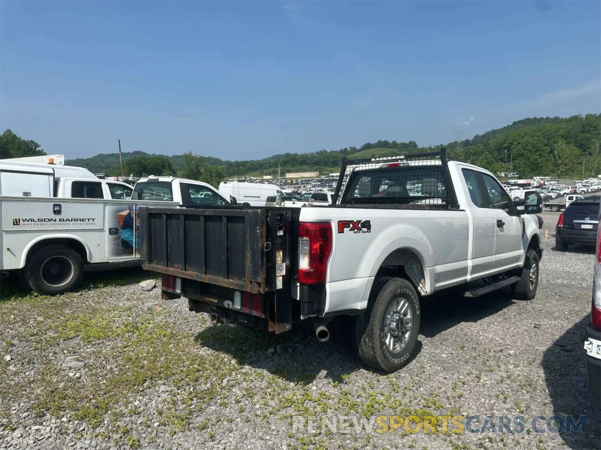 25 Photograph of a damaged car 1FT7X2B68KEG19653 FORD F250 2019