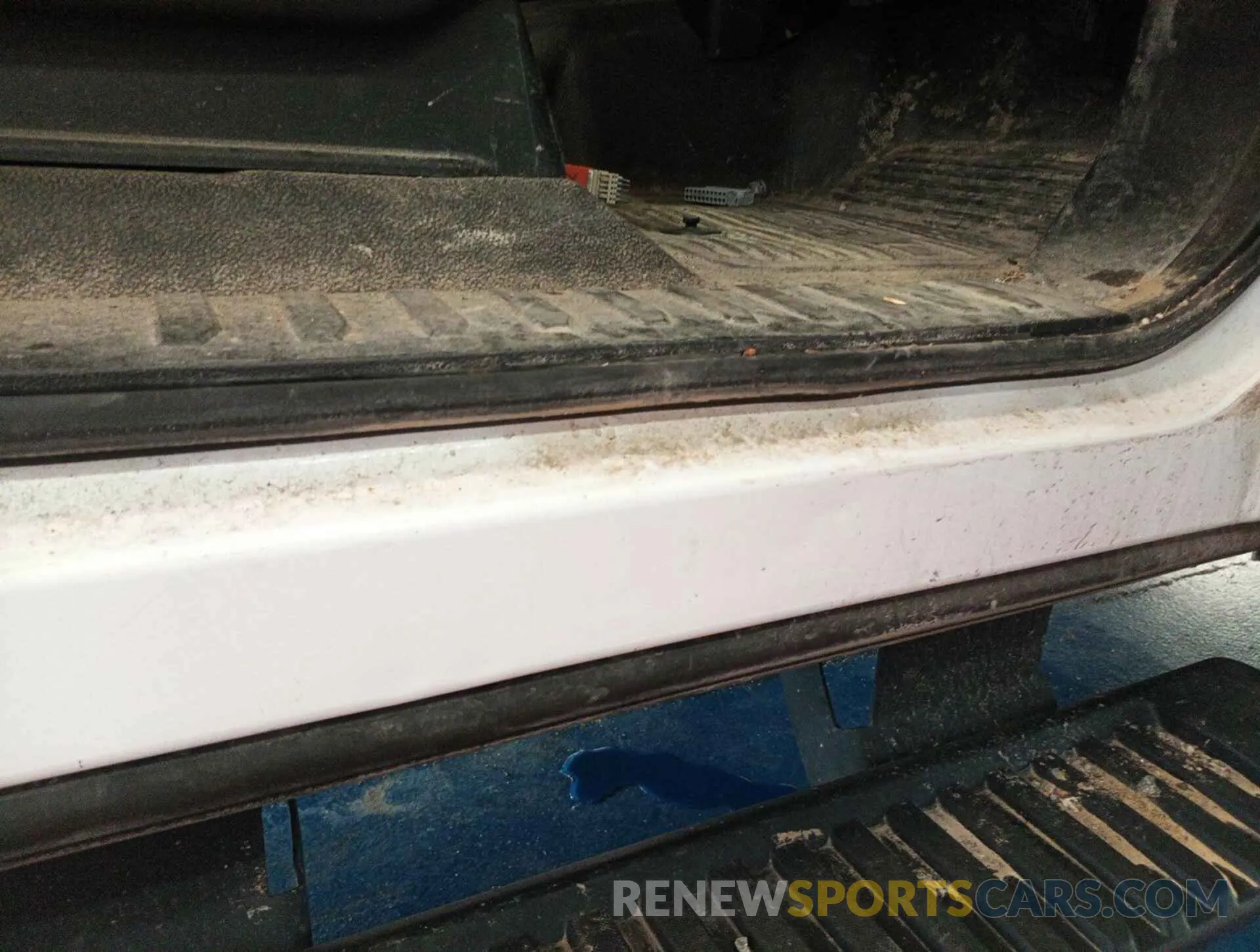 4 Photograph of a damaged car 1FT7X2B68KEG19653 FORD F250 2019