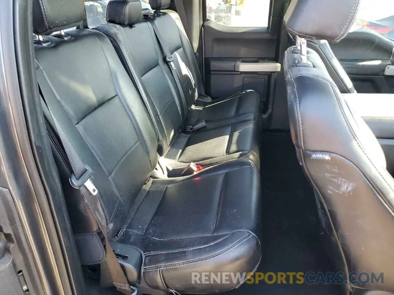 10 Photograph of a damaged car 1FT7X2B69KEC72415 FORD F250 2019