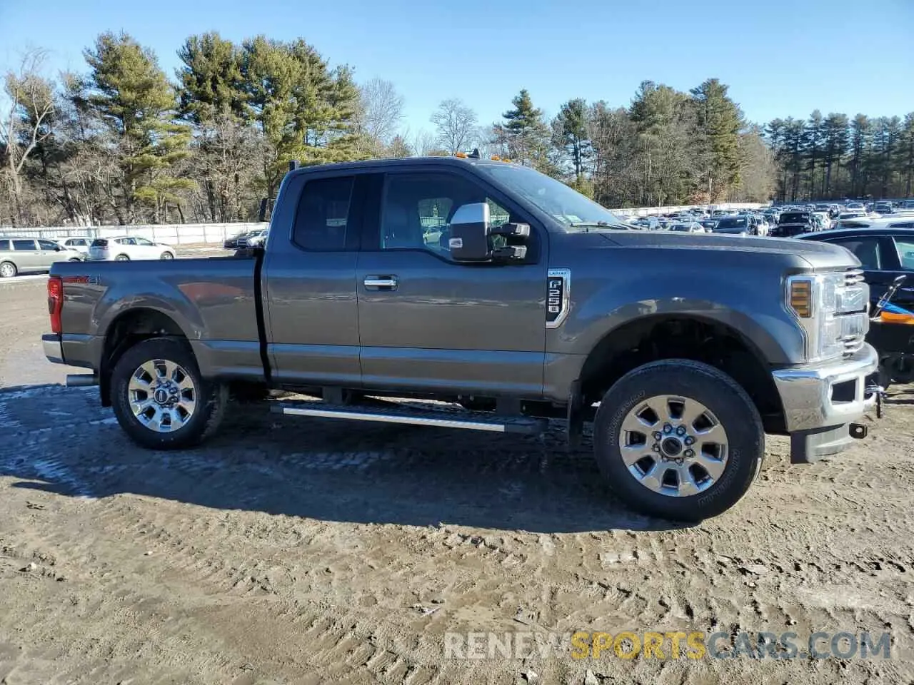 4 Photograph of a damaged car 1FT7X2B69KEC72415 FORD F250 2019