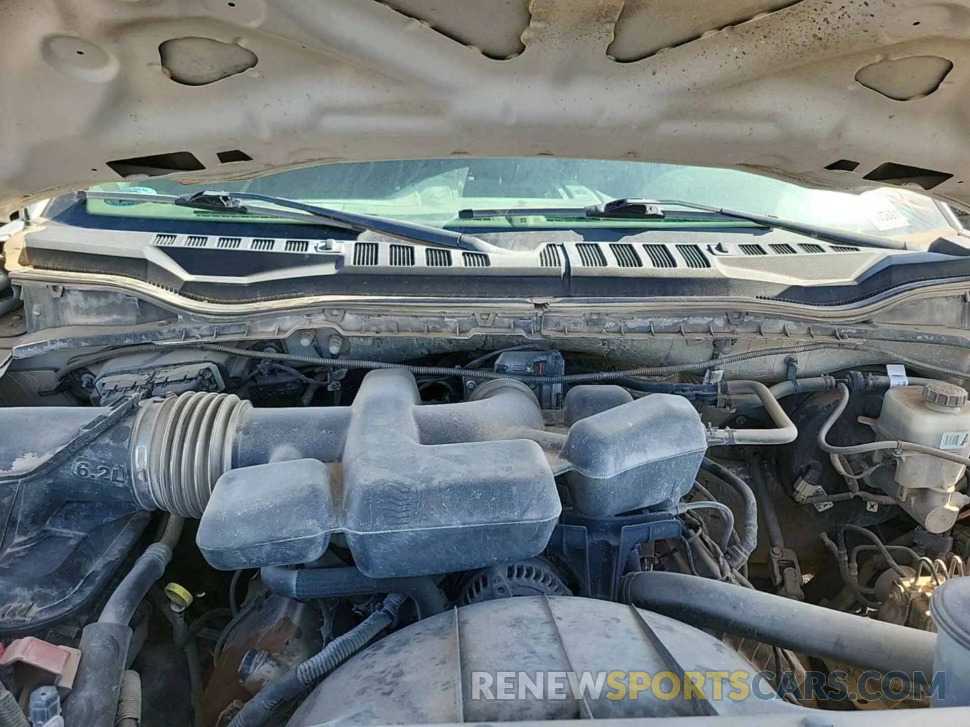 4 Photograph of a damaged car 1FT7X2B69KED27381 FORD F250 2019