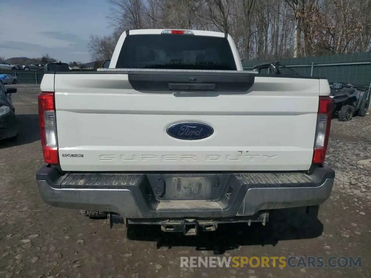 6 Photograph of a damaged car 1FT7X2B69KEF94875 FORD F250 2019