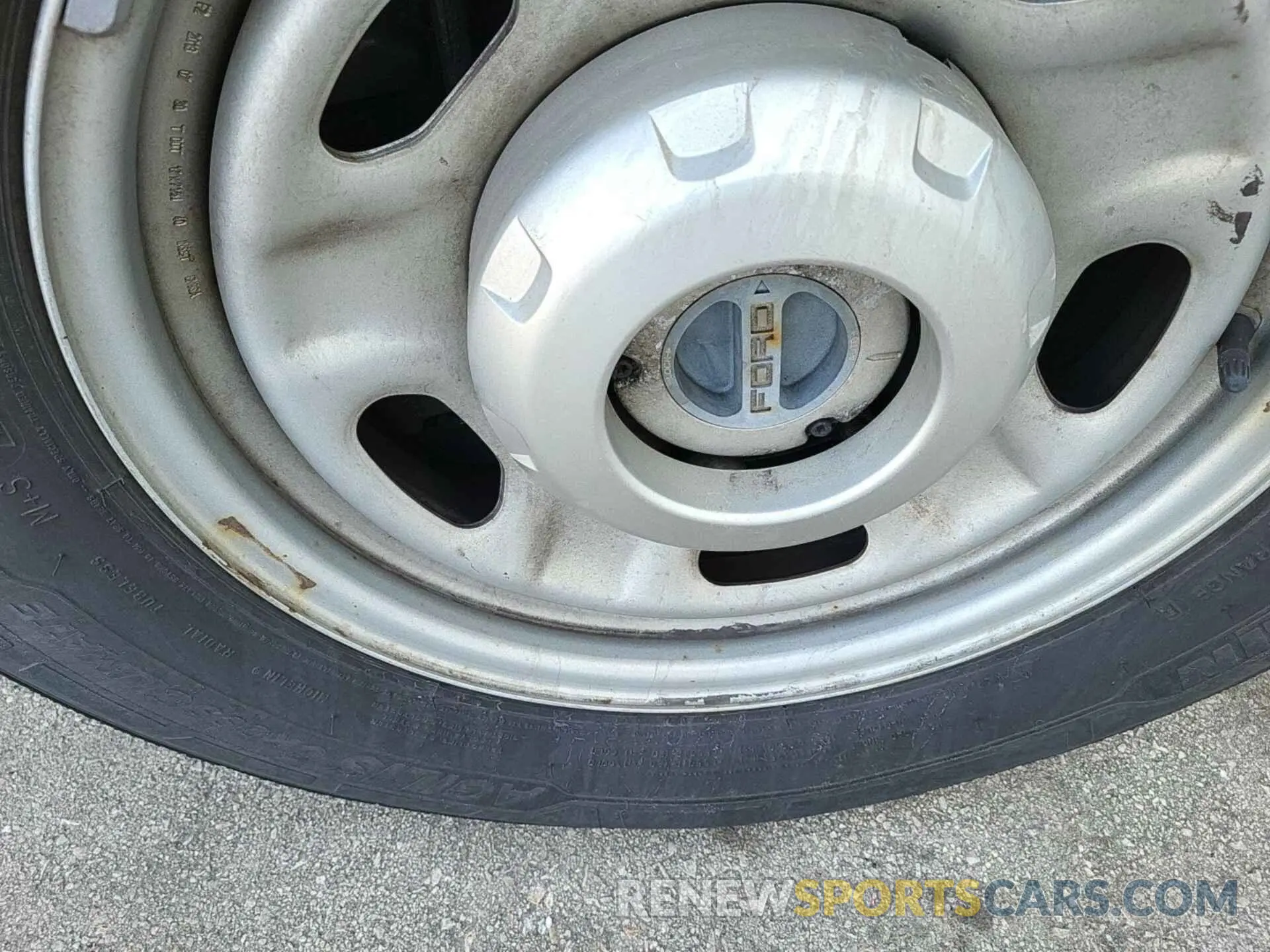 15 Photograph of a damaged car 1FT7X2B69KEG11724 FORD F250 2019