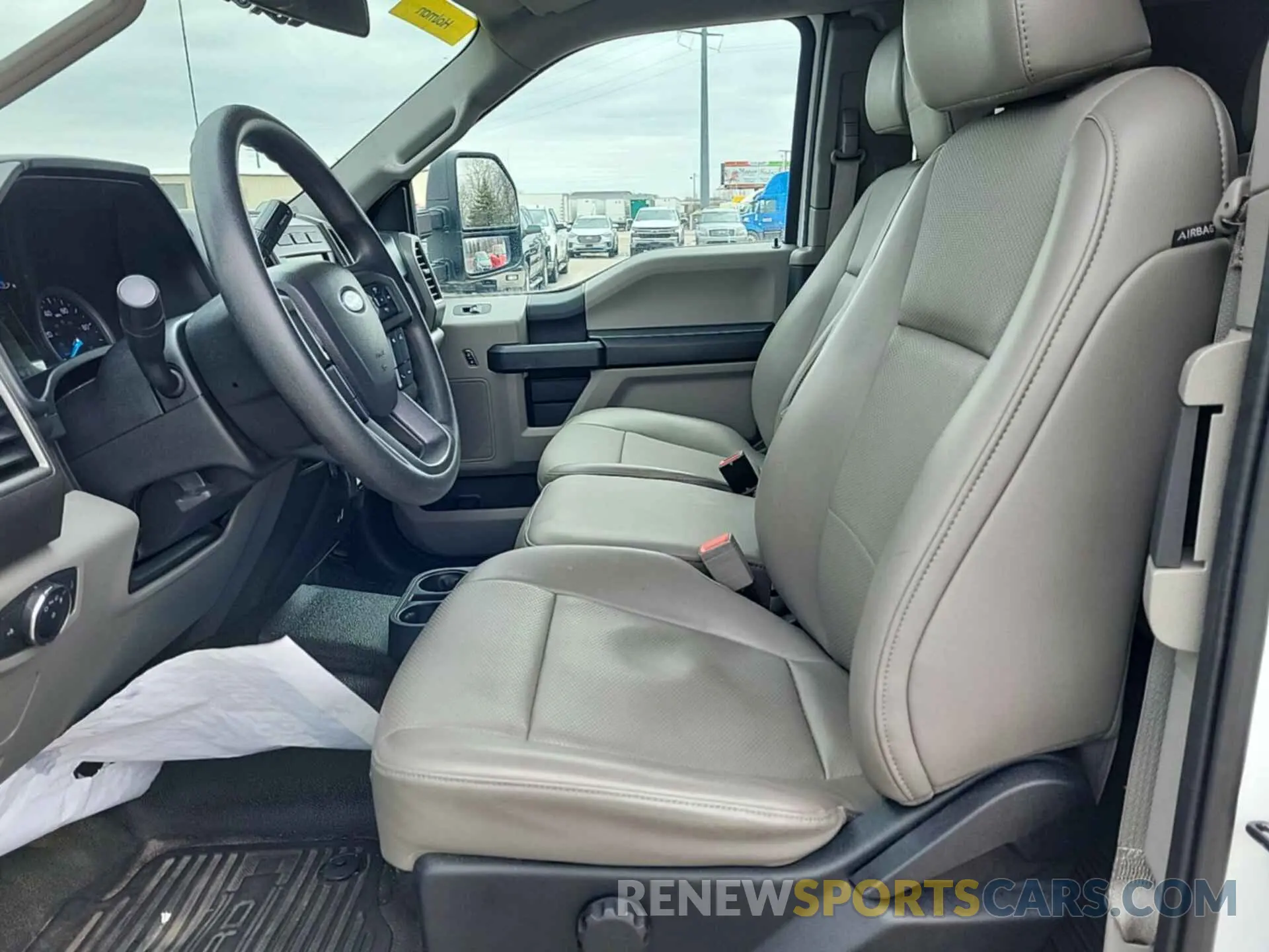 19 Photograph of a damaged car 1FT7X2B69KEG11724 FORD F250 2019