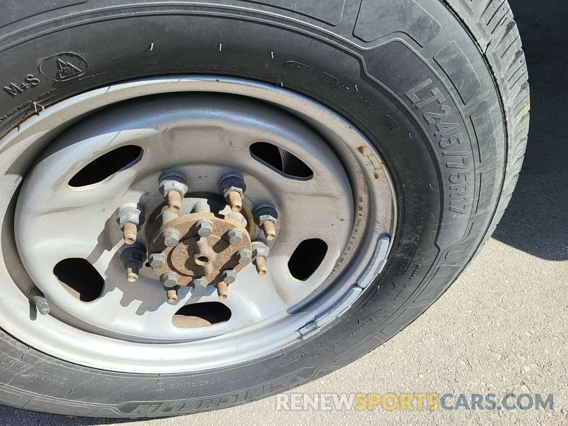 2 Photograph of a damaged car 1FT7X2B69KEG11724 FORD F250 2019