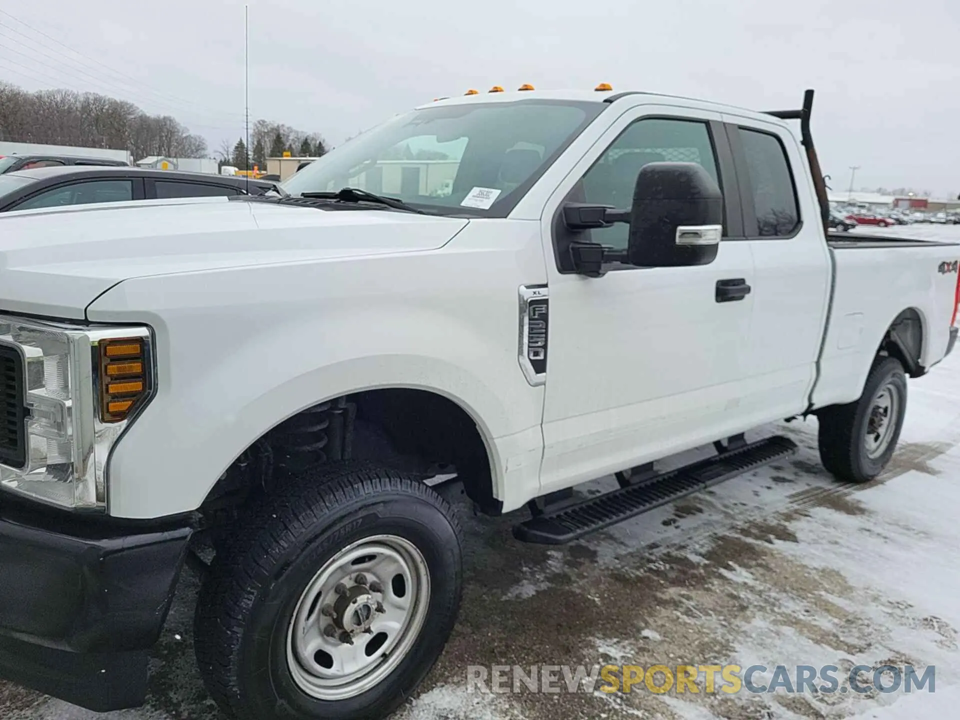 5 Photograph of a damaged car 1FT7X2B69KEG11724 FORD F250 2019