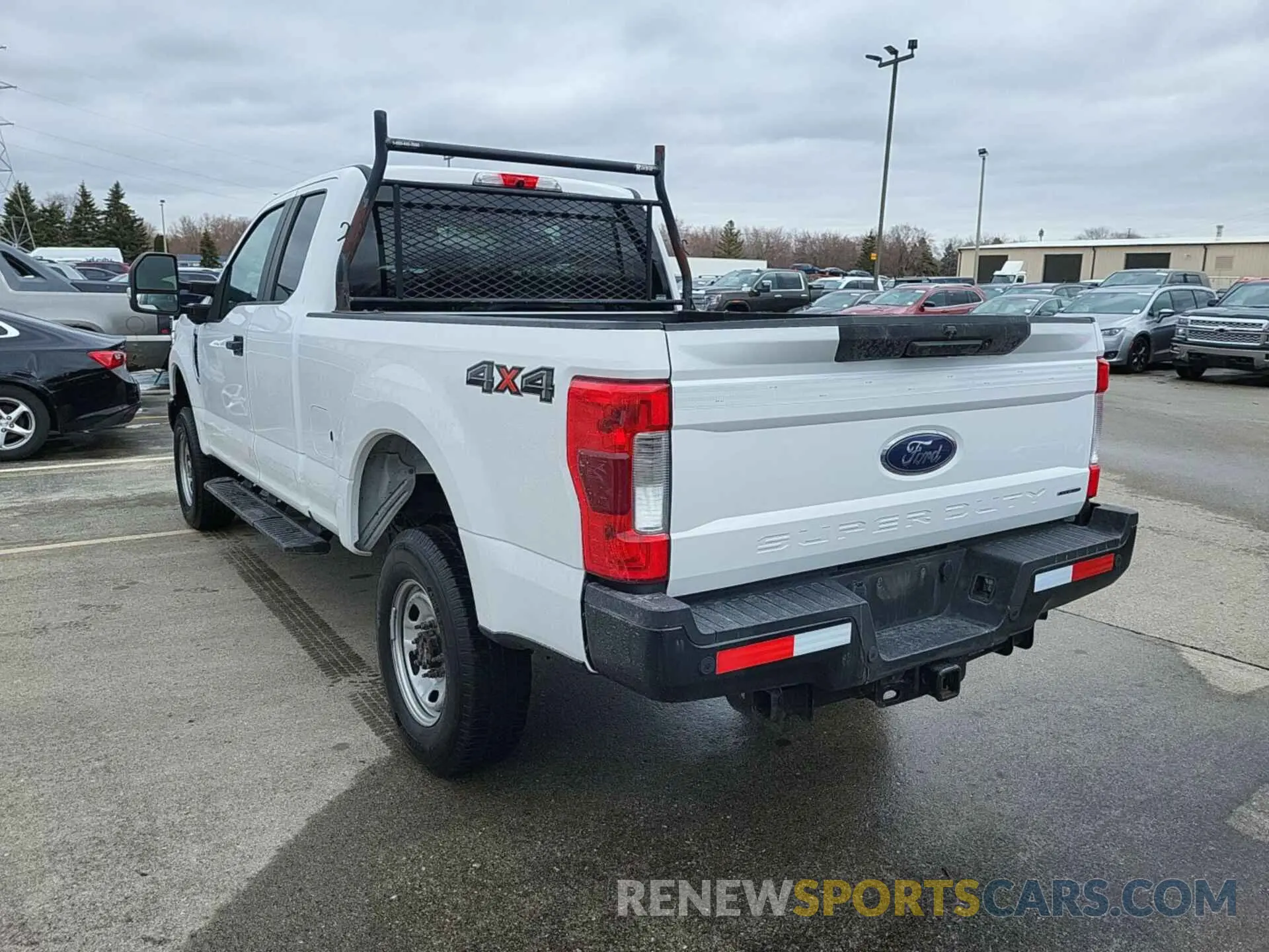 9 Photograph of a damaged car 1FT7X2B69KEG11724 FORD F250 2019