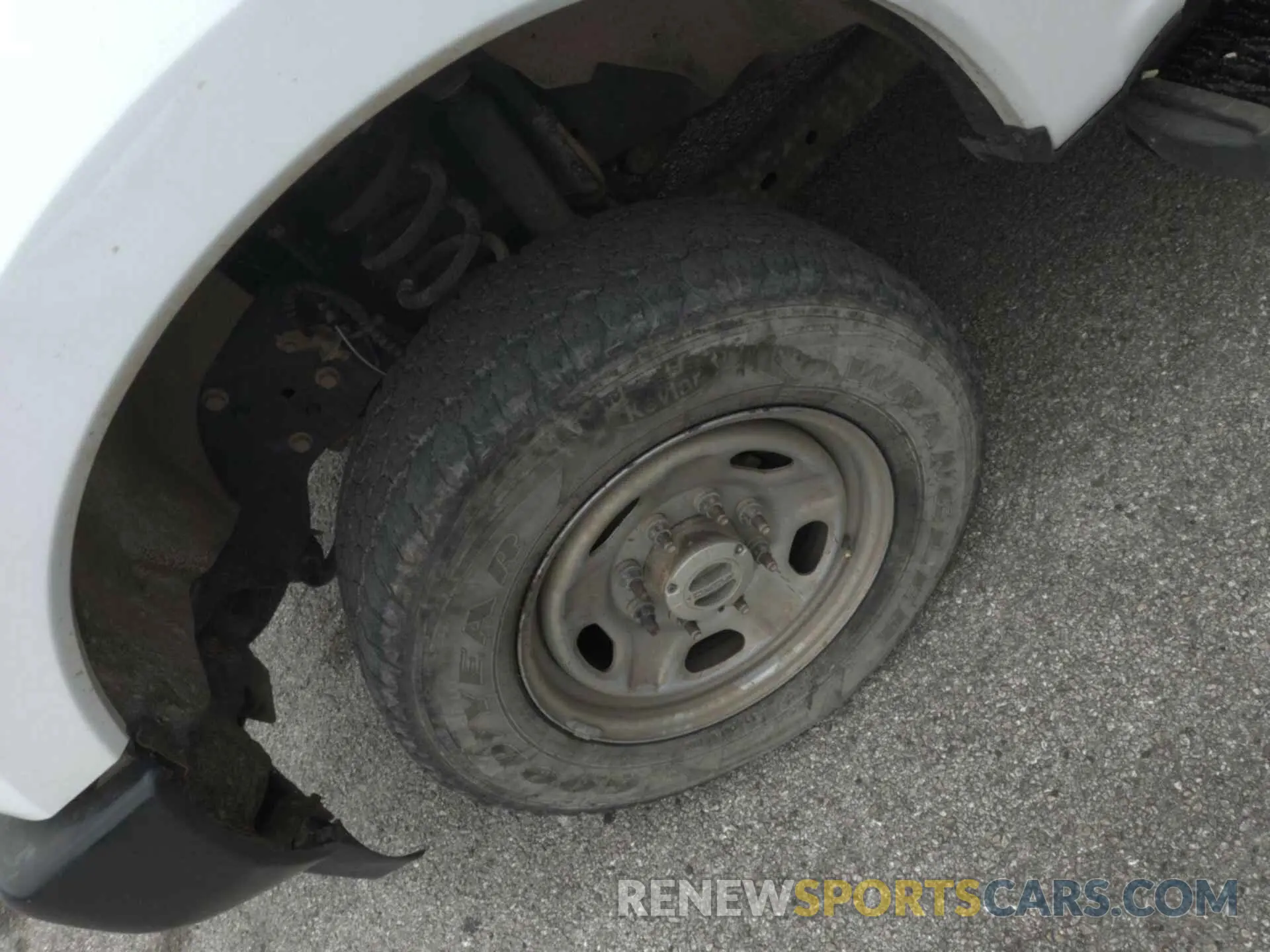 16 Photograph of a damaged car 1FT7X2B6XKEG11621 FORD F250 2019