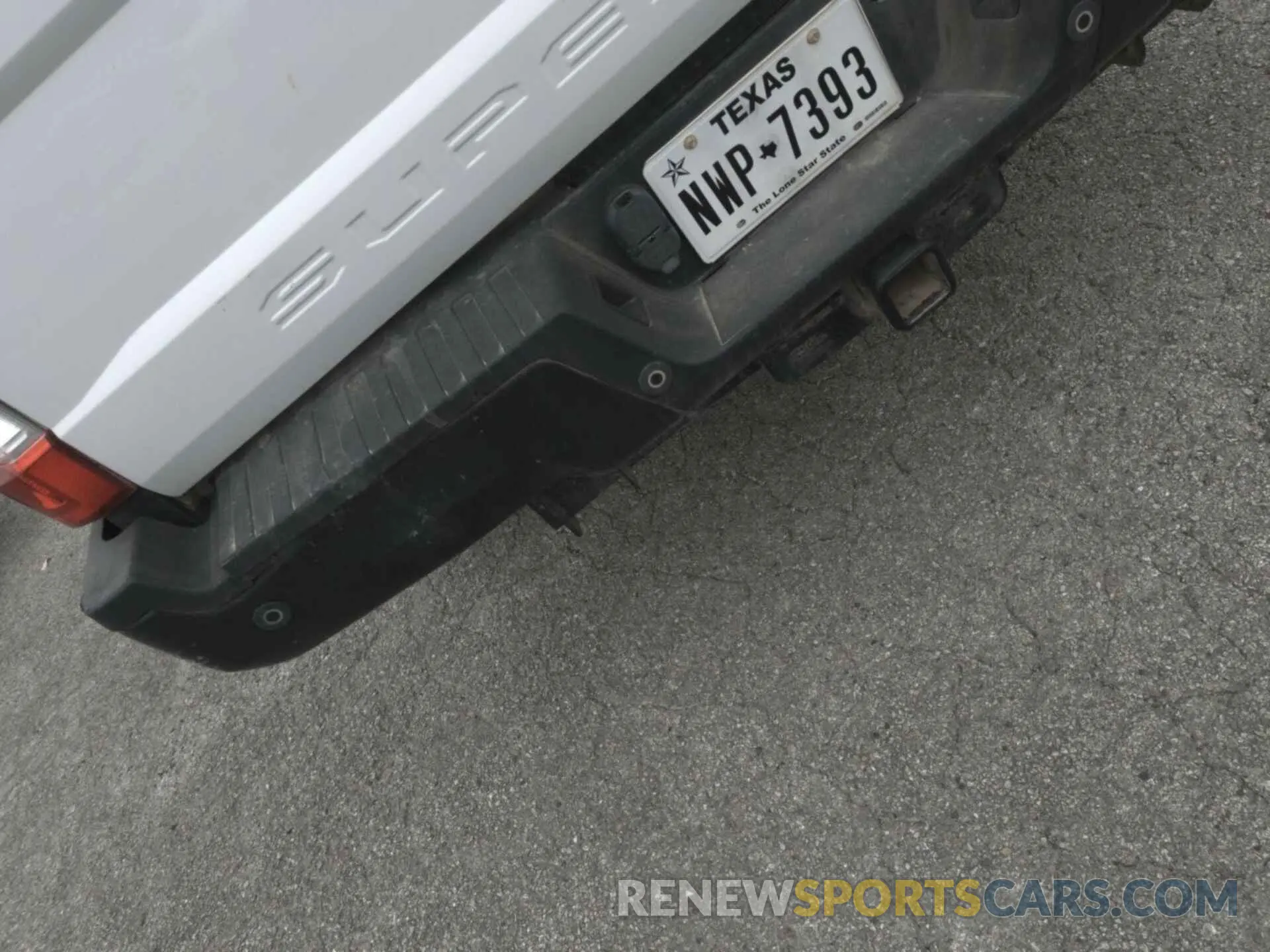 26 Photograph of a damaged car 1FT7X2B6XKEG11621 FORD F250 2019