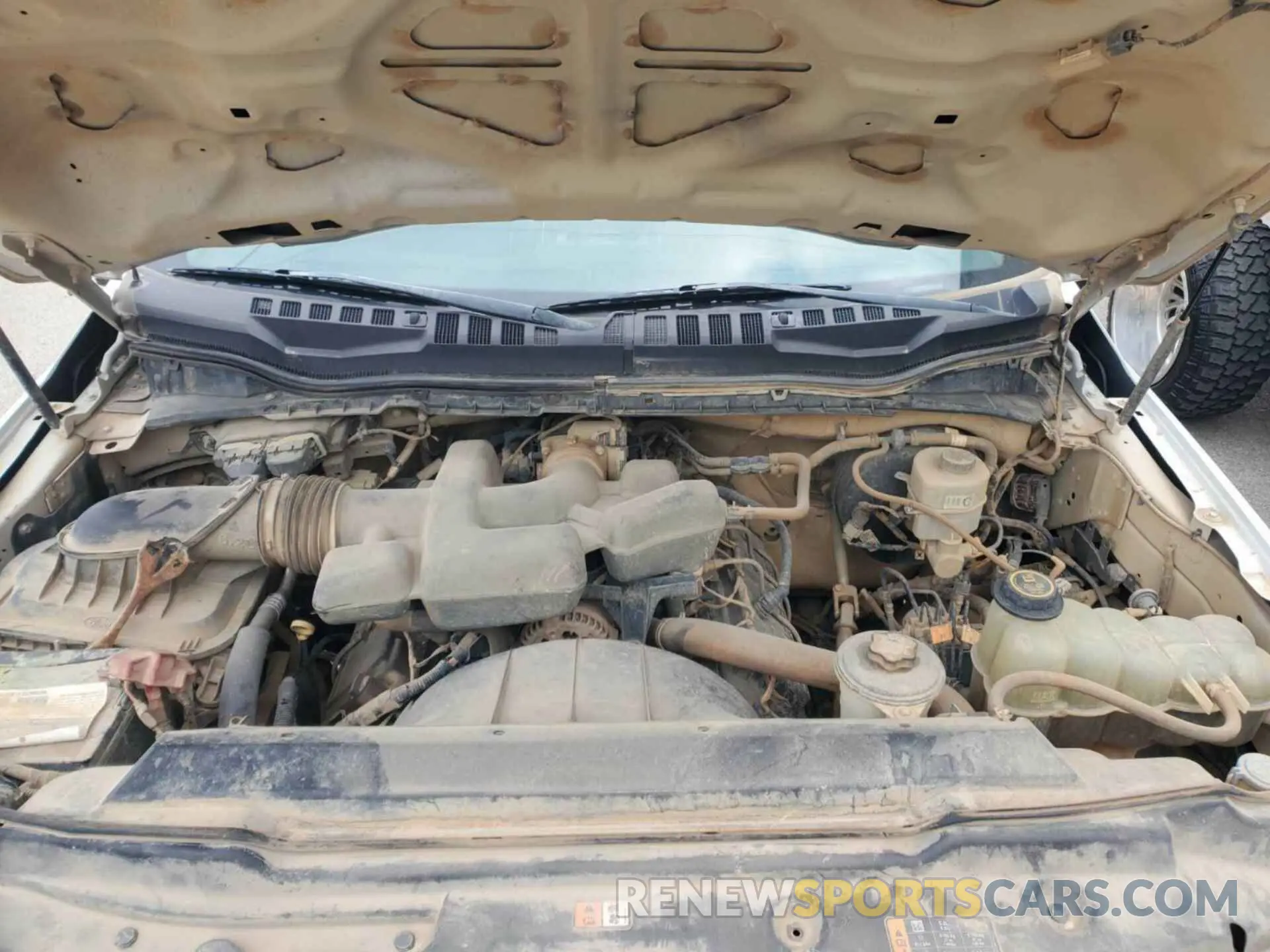 5 Photograph of a damaged car 1FT7X2B6XKEG11621 FORD F250 2019