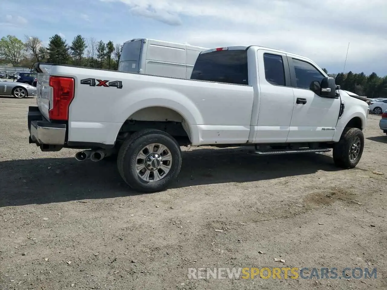 3 Photograph of a damaged car 1FT7X2BT5KEG19454 FORD F250 2019