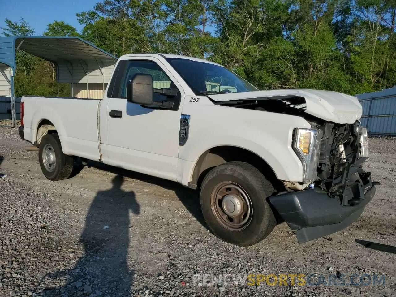 4 Photograph of a damaged car 1FTBF2A68KEC65664 FORD F250 2019