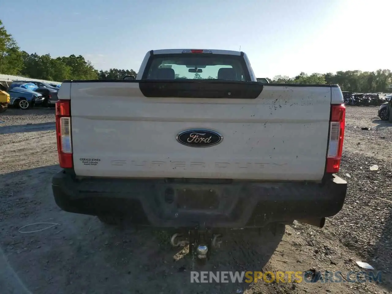 6 Photograph of a damaged car 1FTBF2A68KEC65664 FORD F250 2019