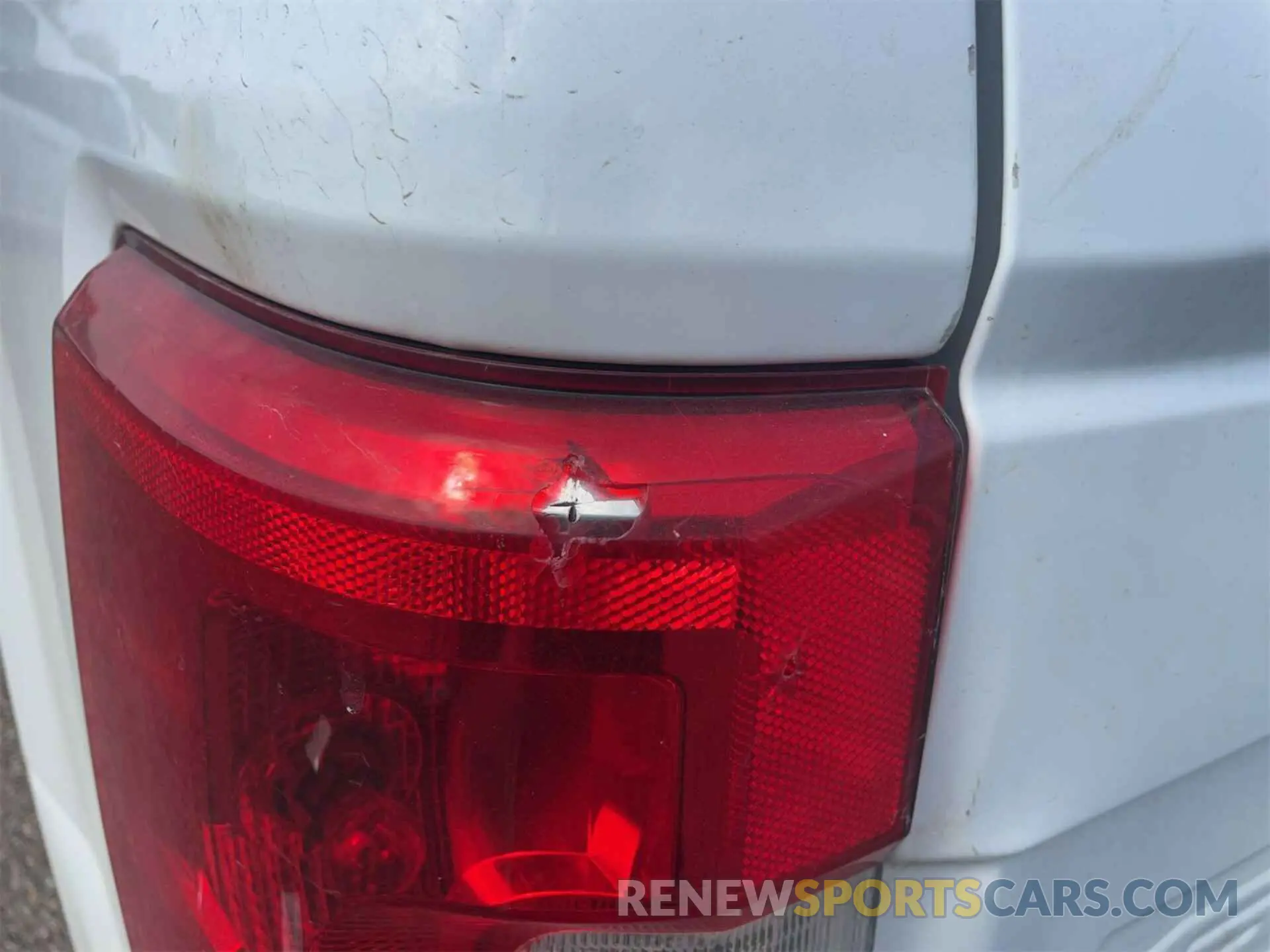12 Photograph of a damaged car 1FTBF2A69KEC83087 FORD F250 2019