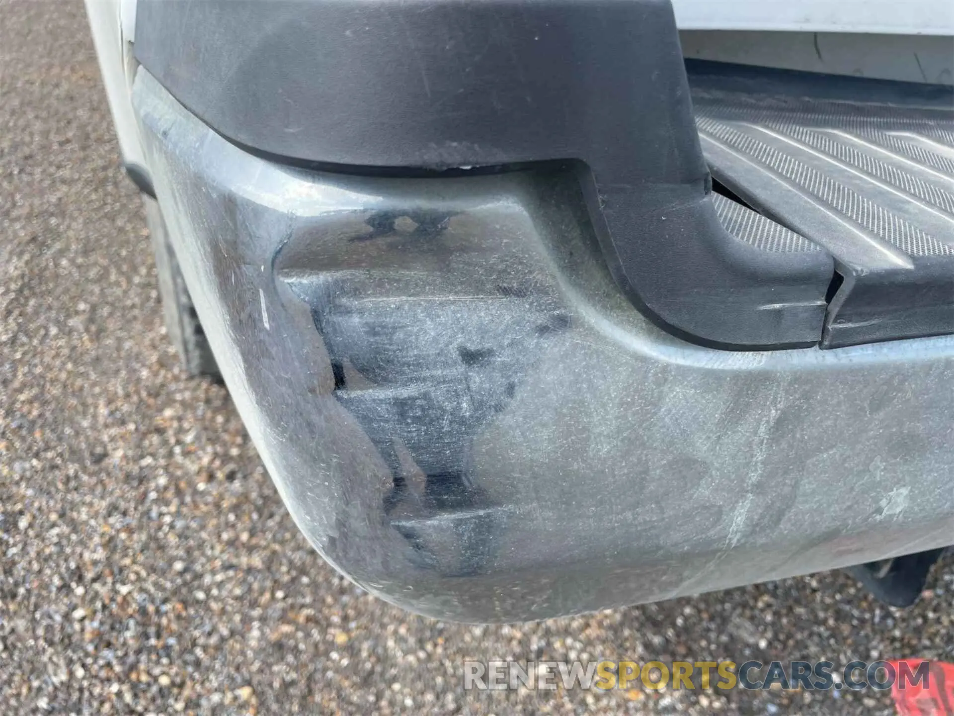 25 Photograph of a damaged car 1FTBF2A69KEC83087 FORD F250 2019